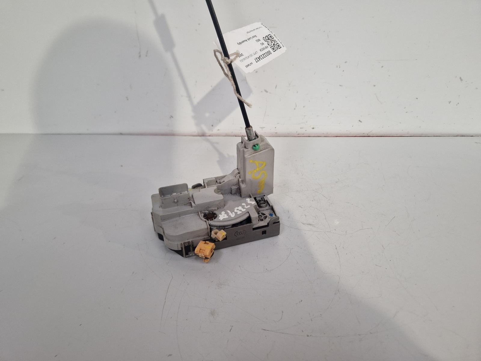 View Auto part Door Lock Assembly Mg Mg3 2016