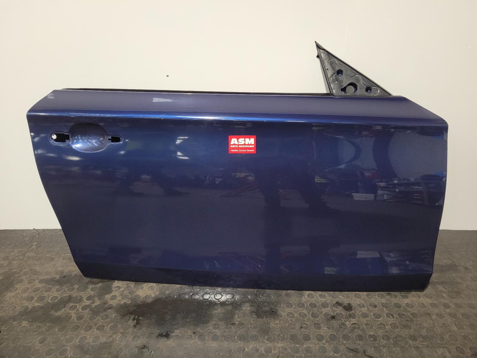 View Auto part R Front Door Bmw 1 Series 2011