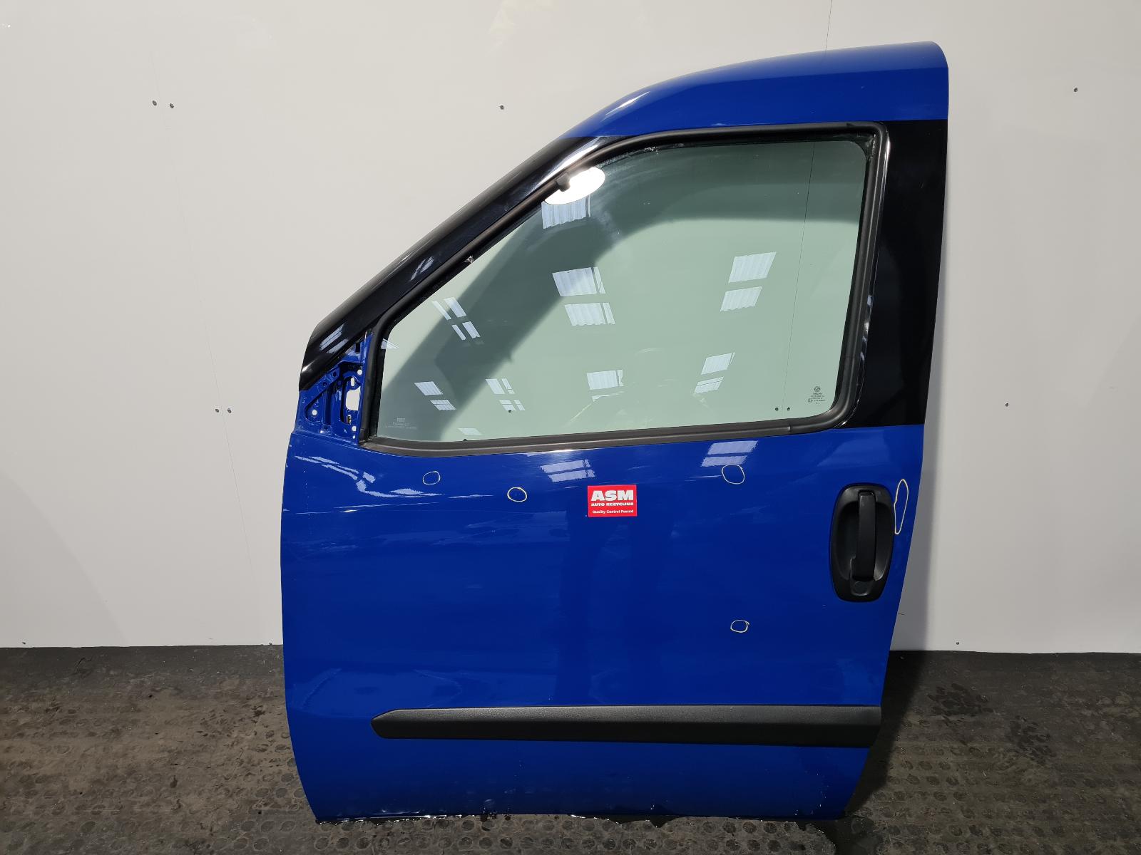 View Auto part L Front Door Fiat Doblo 2017