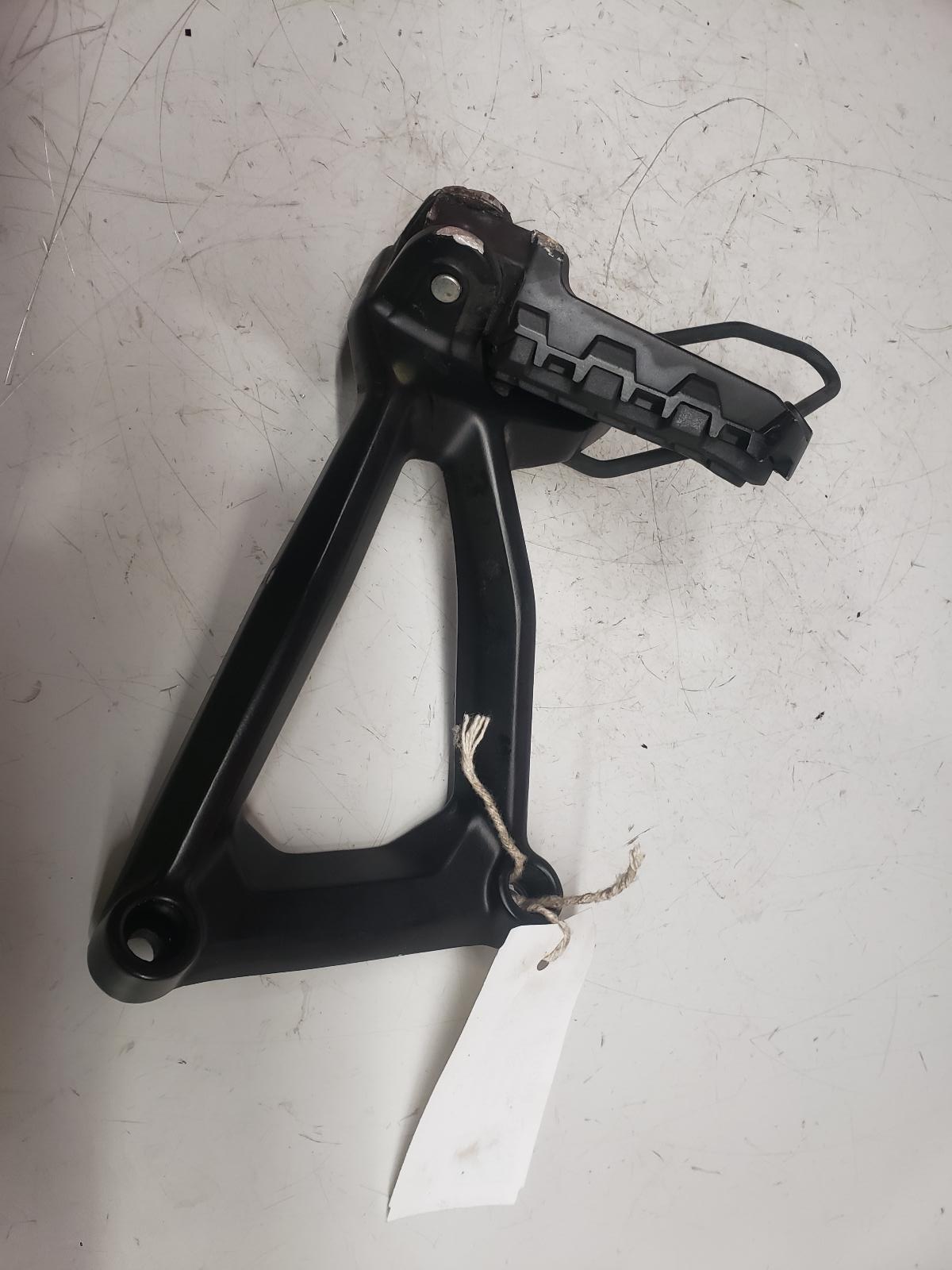 View Auto part Right Footrest Benelli Trk 702 2023