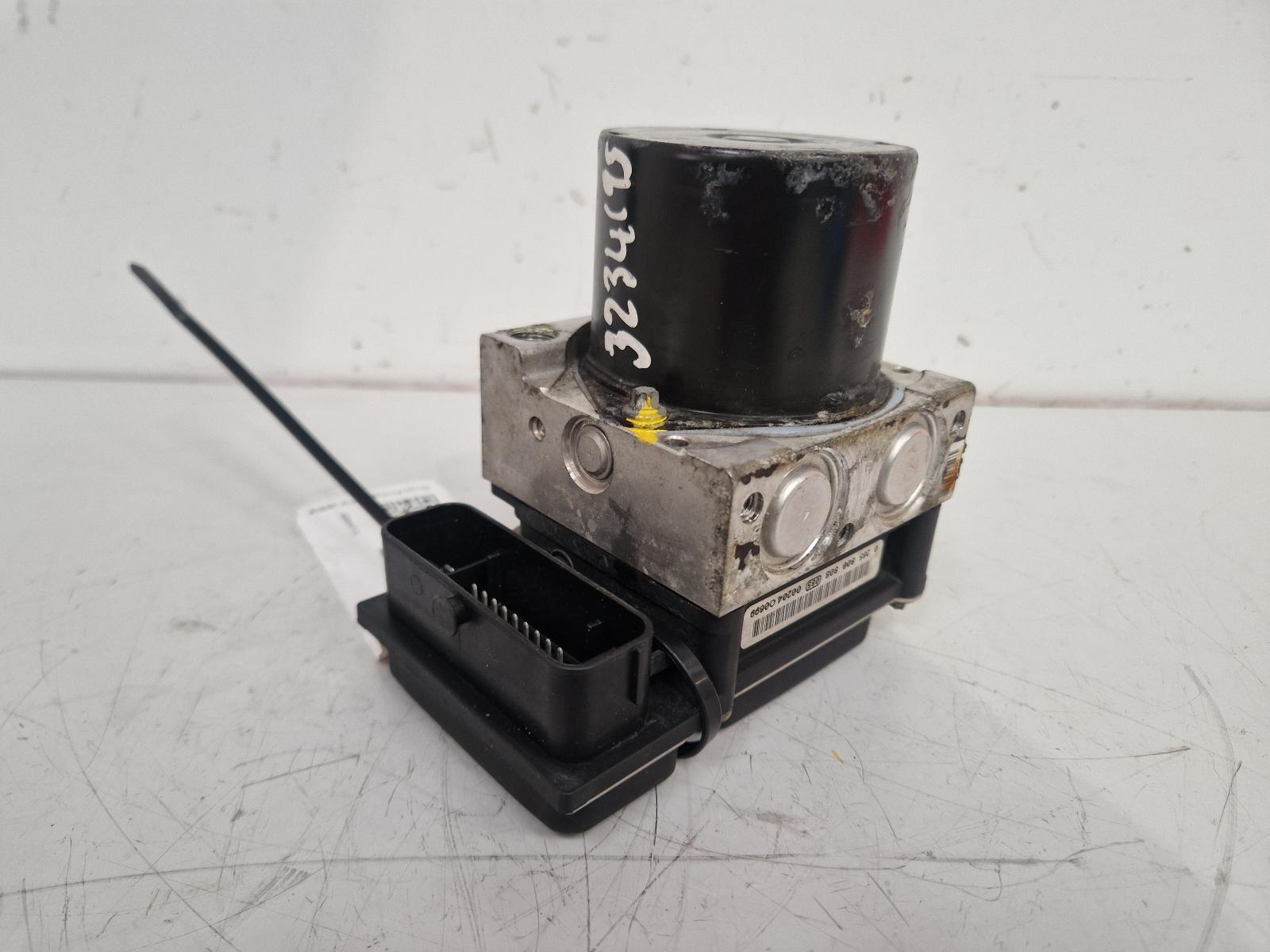 View Auto part ABS Pump/Modulator Volkswagen Fox 2010