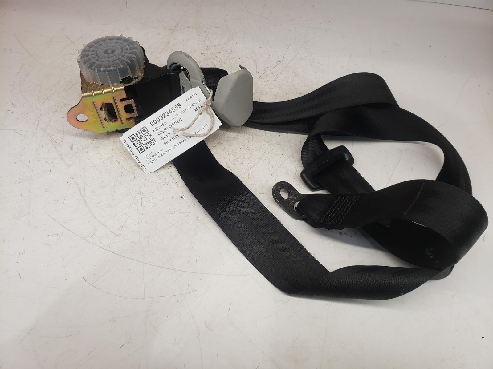 View Auto part Seat Belt Volkswagen Golf 2003