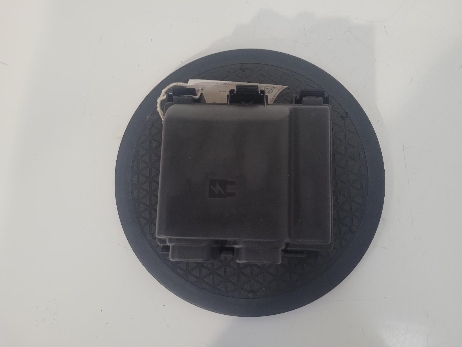 View Auto part Fuse Box Ford Mustang Suv 2022