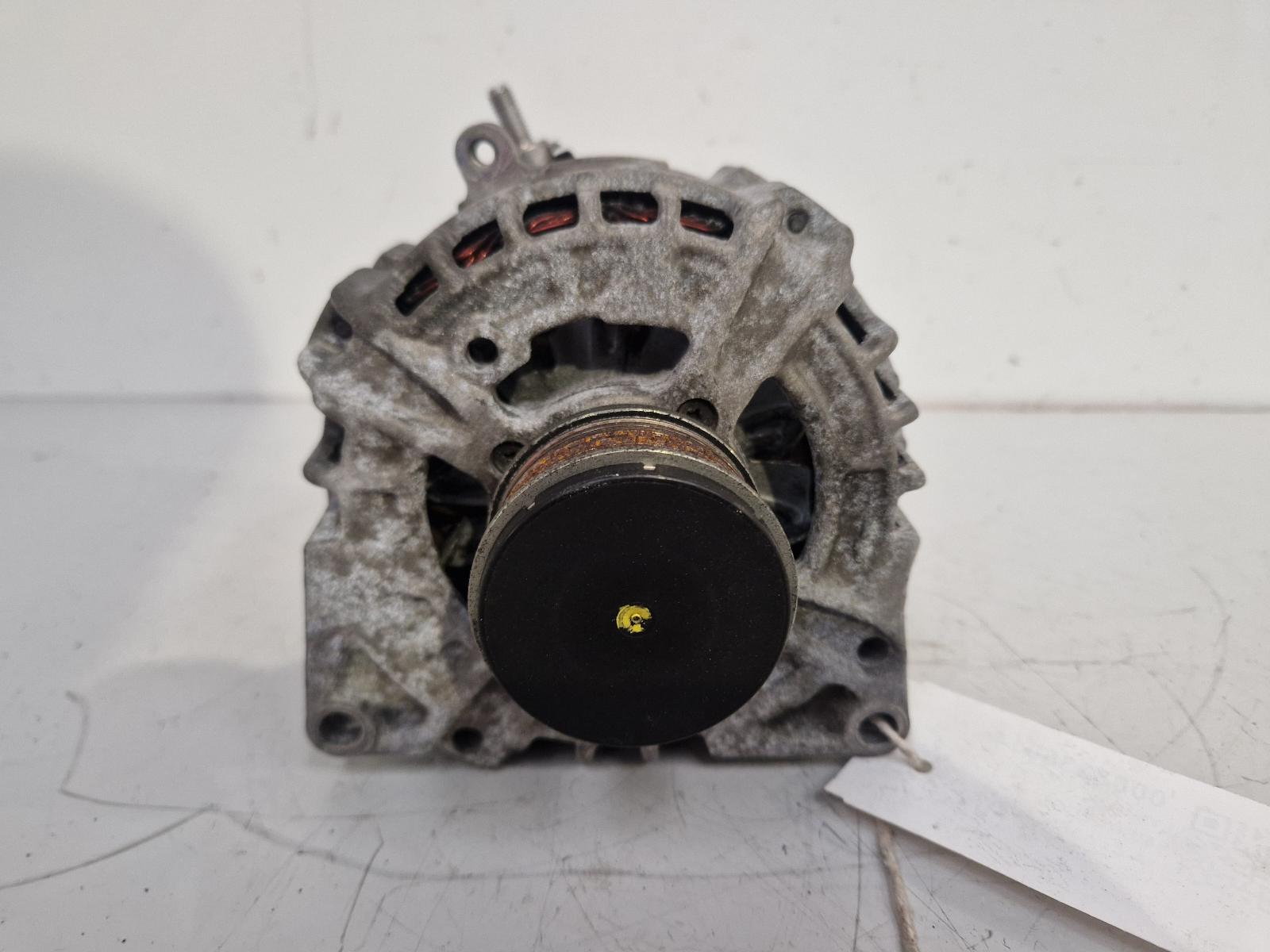 View Auto part Alternator Mercedes A Class 2015
