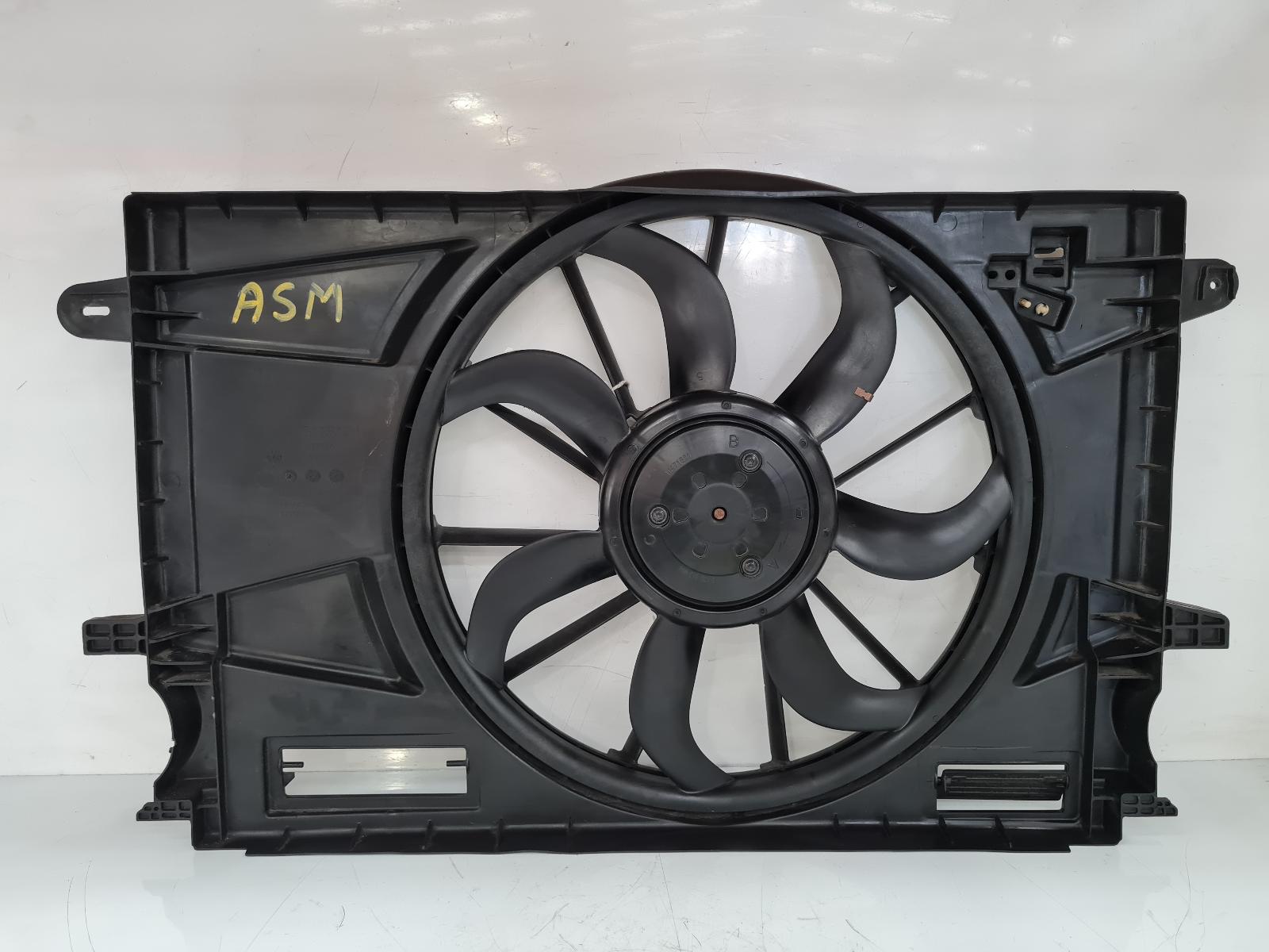 View Auto part Engine Cooling Motor Vauxhall Astra 2020