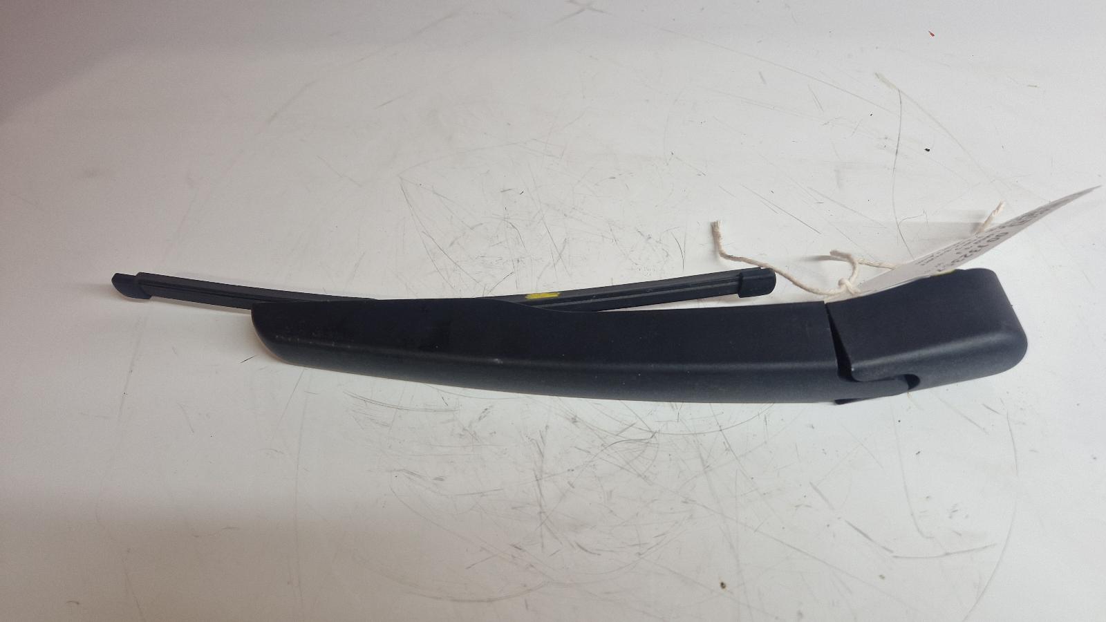 View Auto part Wiper Arm Ford Ecosport 2019