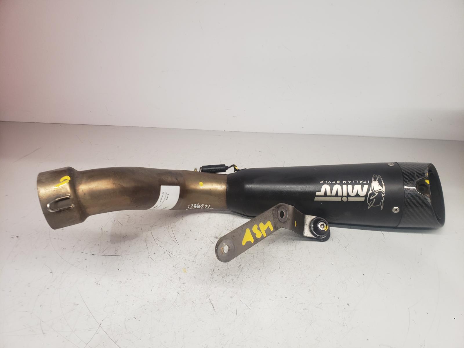 View Auto part Exhaust Tail Pipe Yamaha Mt-09 2022