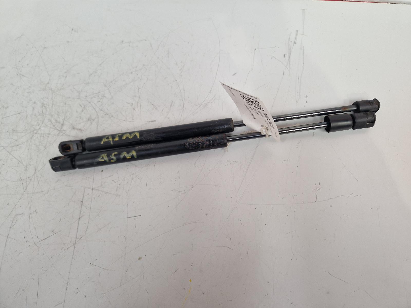 View Auto part Hatch Strut/Shock Suzuki Alto 2014