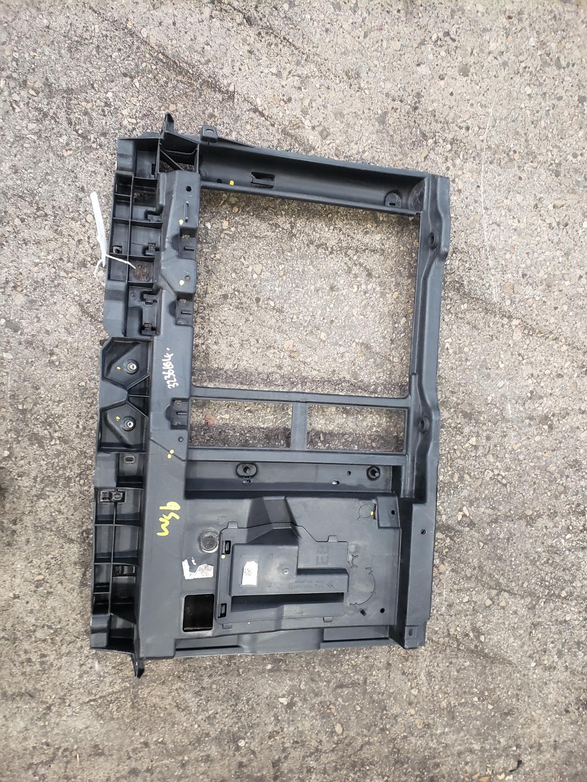 View Auto part Front Panel Citroen C3 2023