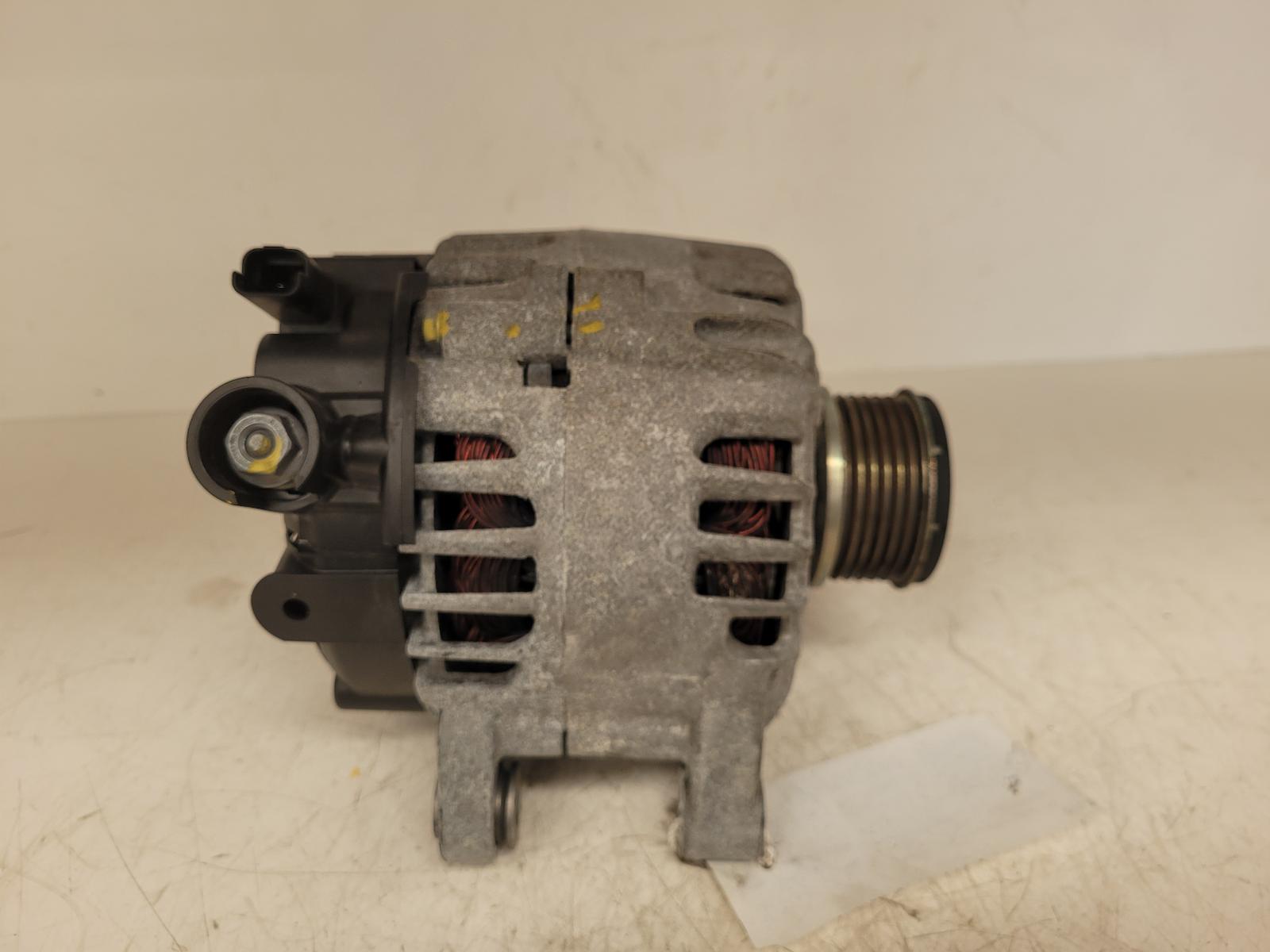 View Auto part Alternator Citroen C3 2023