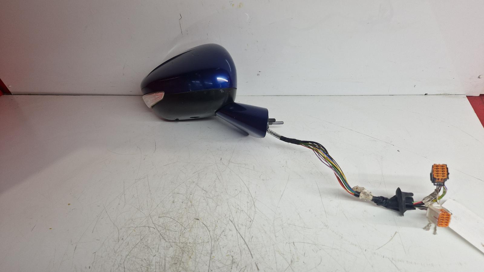 View Auto part R Door Mirror Citroen C4 Spacetourer 2019