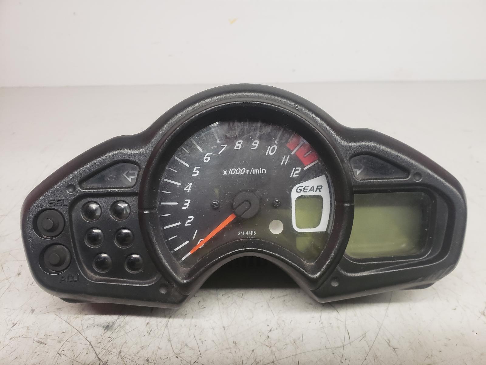 View Auto part Speedometer Suzuki Sfv 650 2011