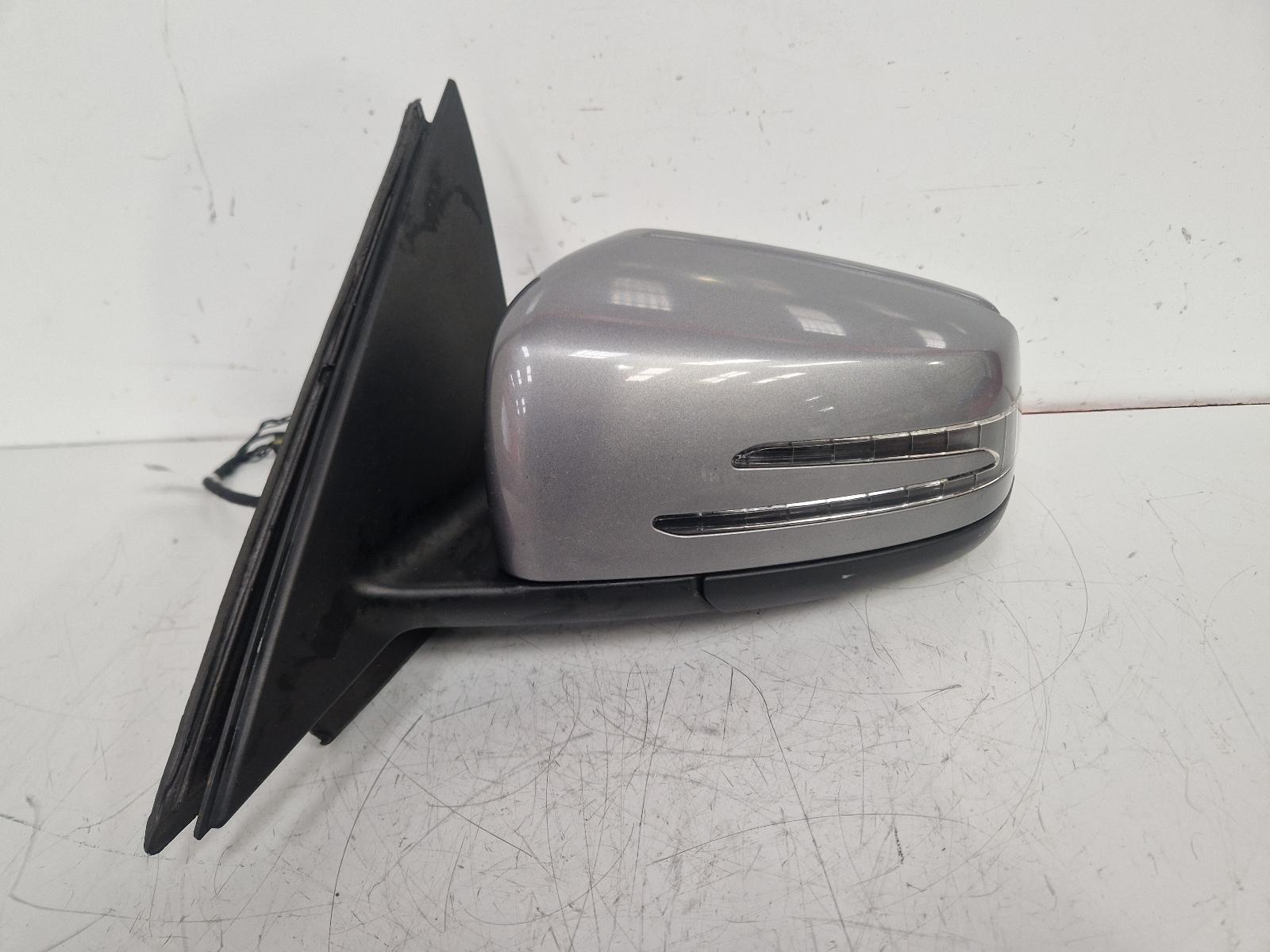 View Auto part L Door Mirror Mercedes C Class 2009