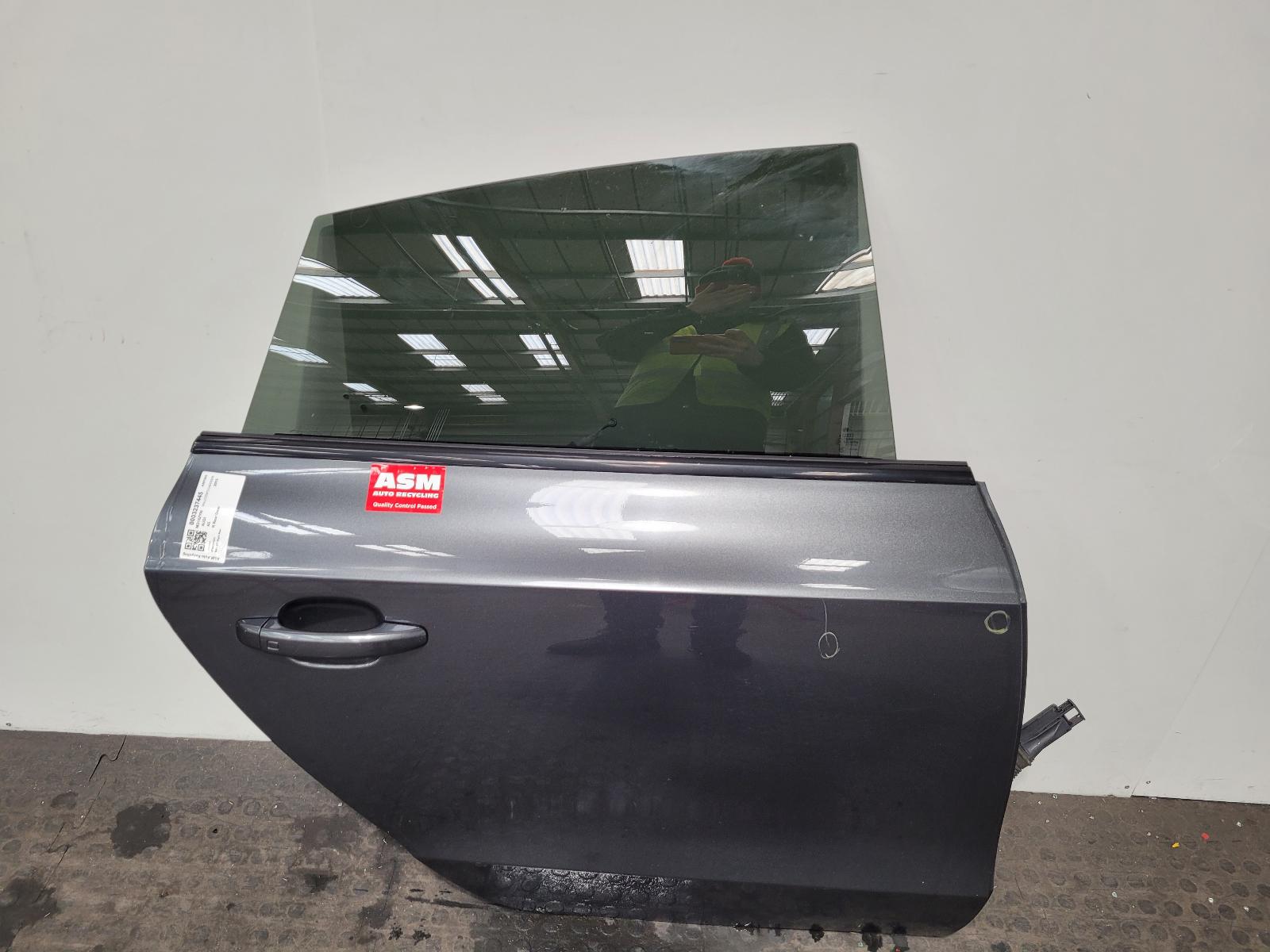 View Auto part R Rear Door Audi A5 2015