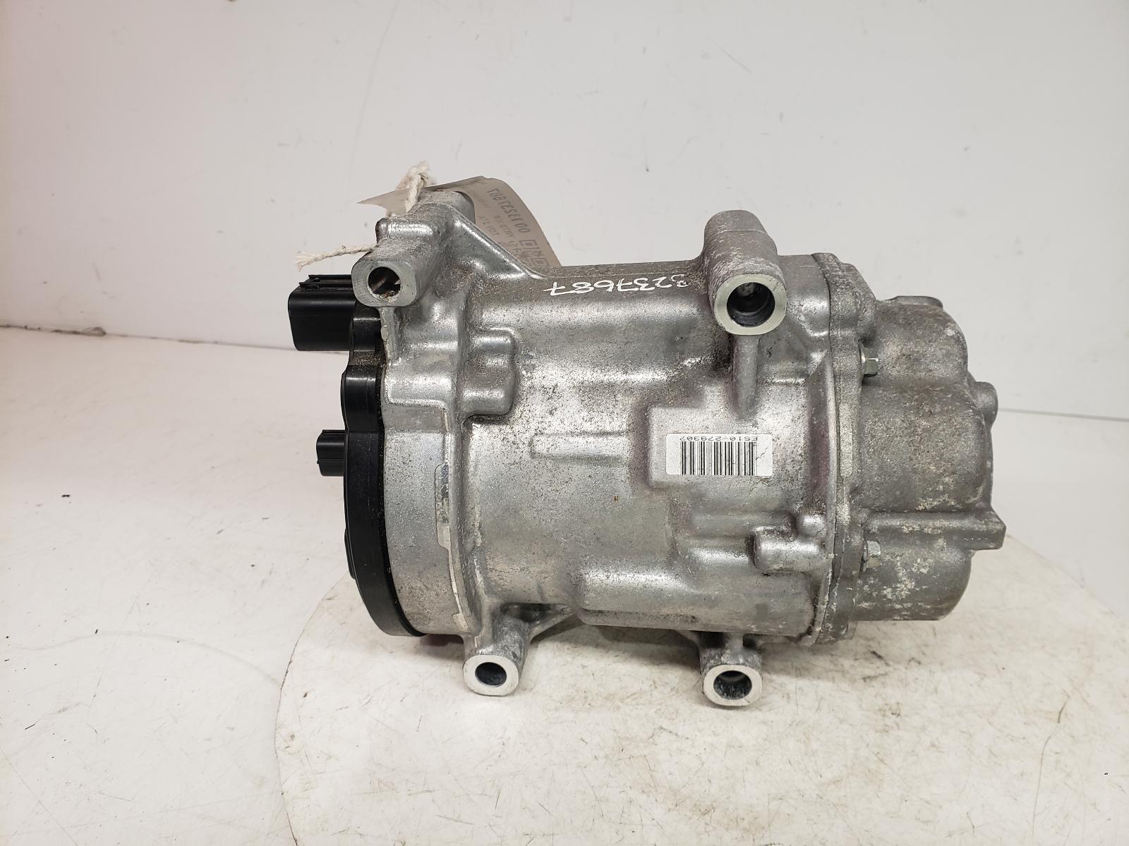 View Auto part Compressor Toyota Yaris 2023