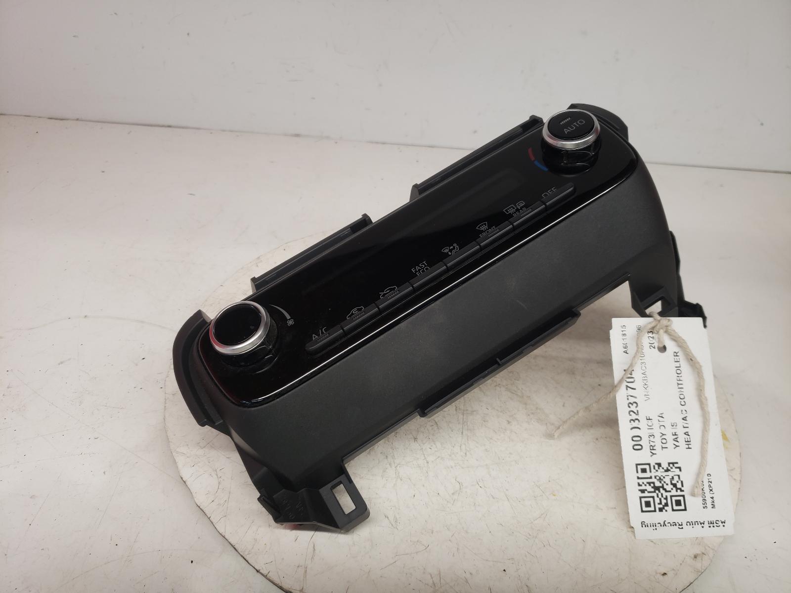 View Auto part Heater/AC Controller Toyota Yaris 2023
