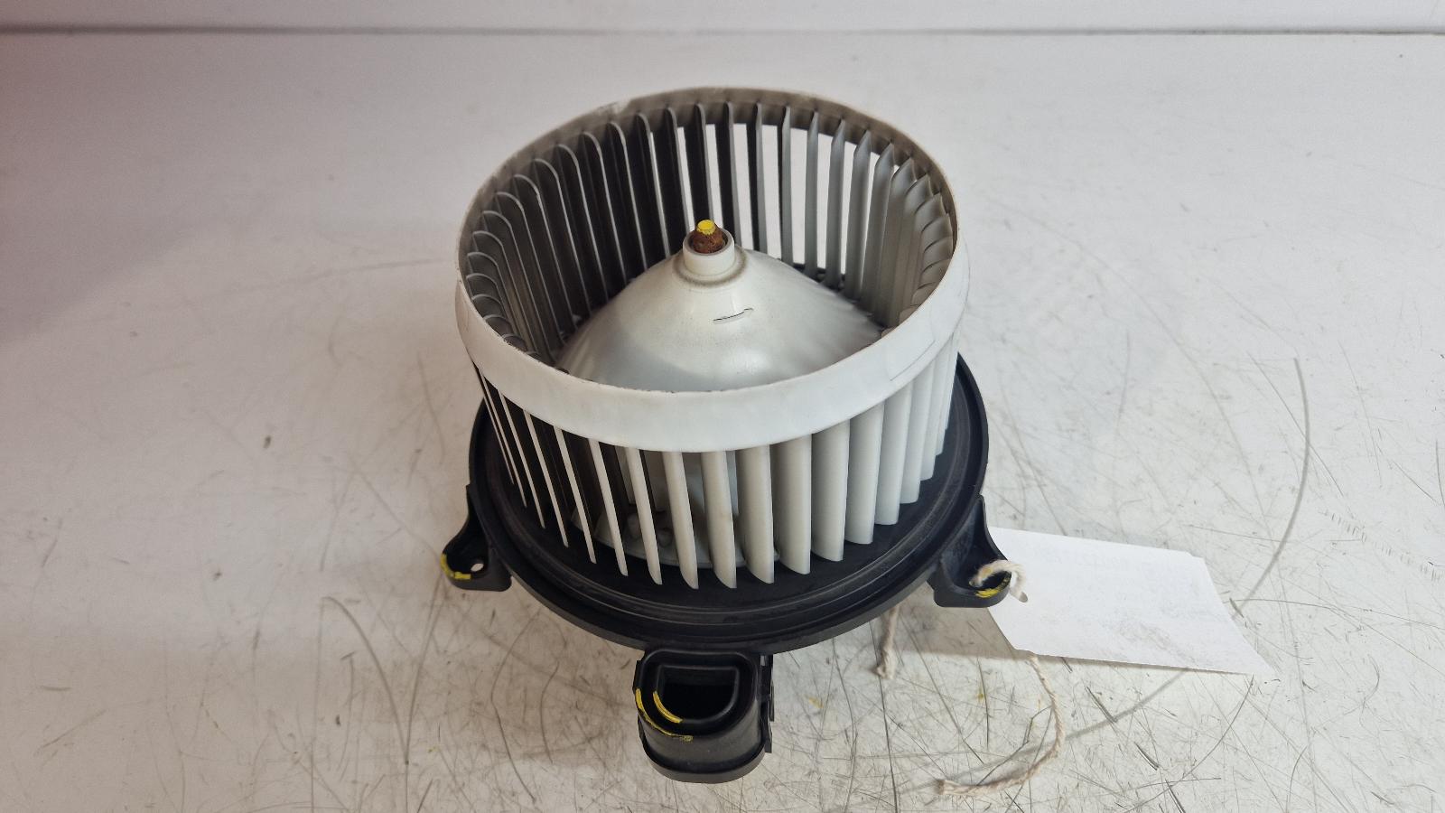 View Auto part Heater Motor/Assembly Ford Fiesta 2018