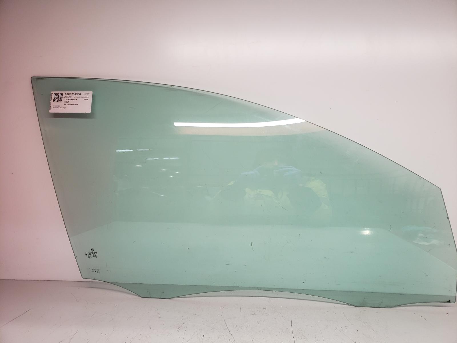 View Auto part RF Door Window Volkswagen Golf 2009