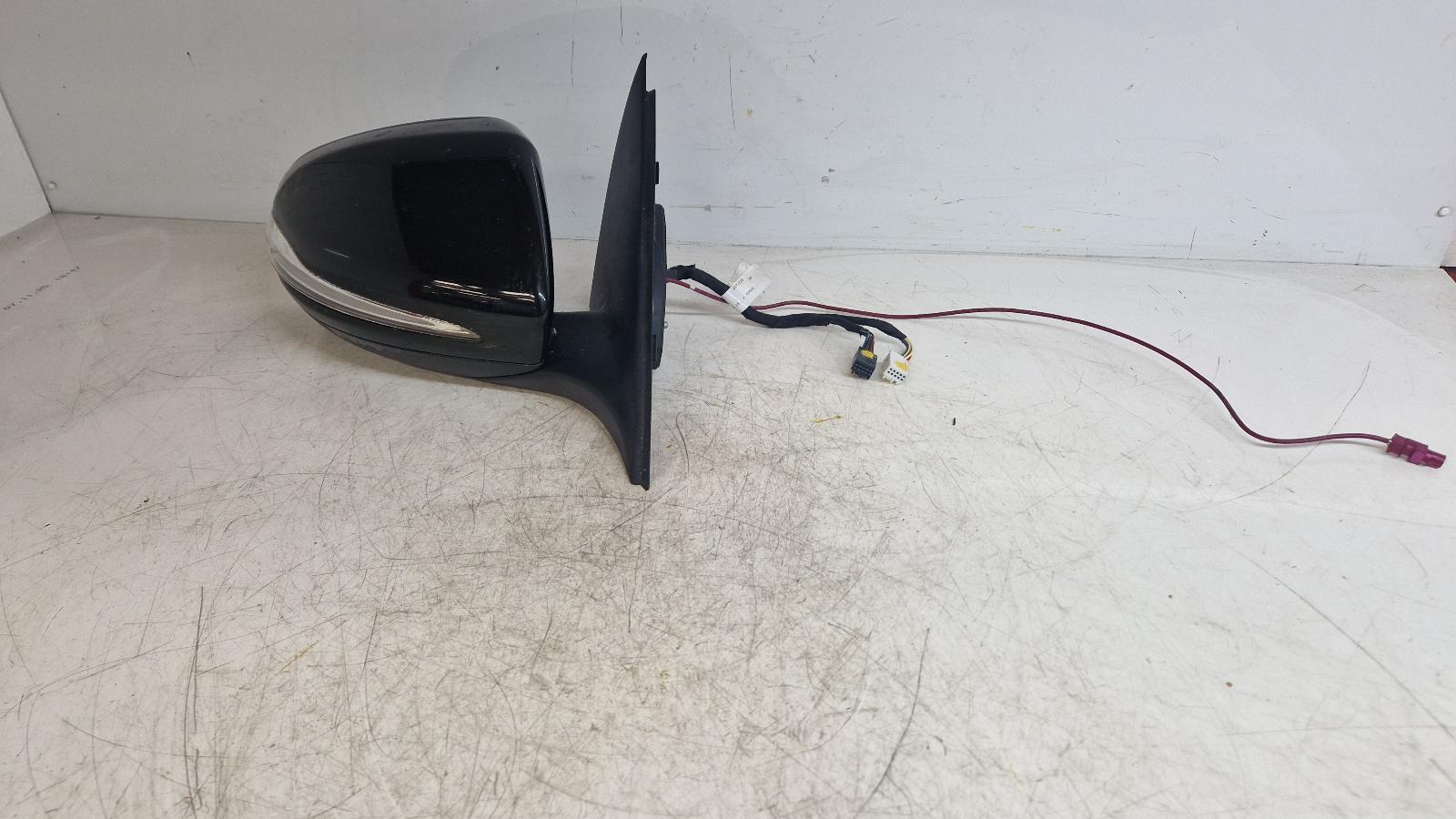 View Auto part R Door Mirror Mercedes C Class 2015