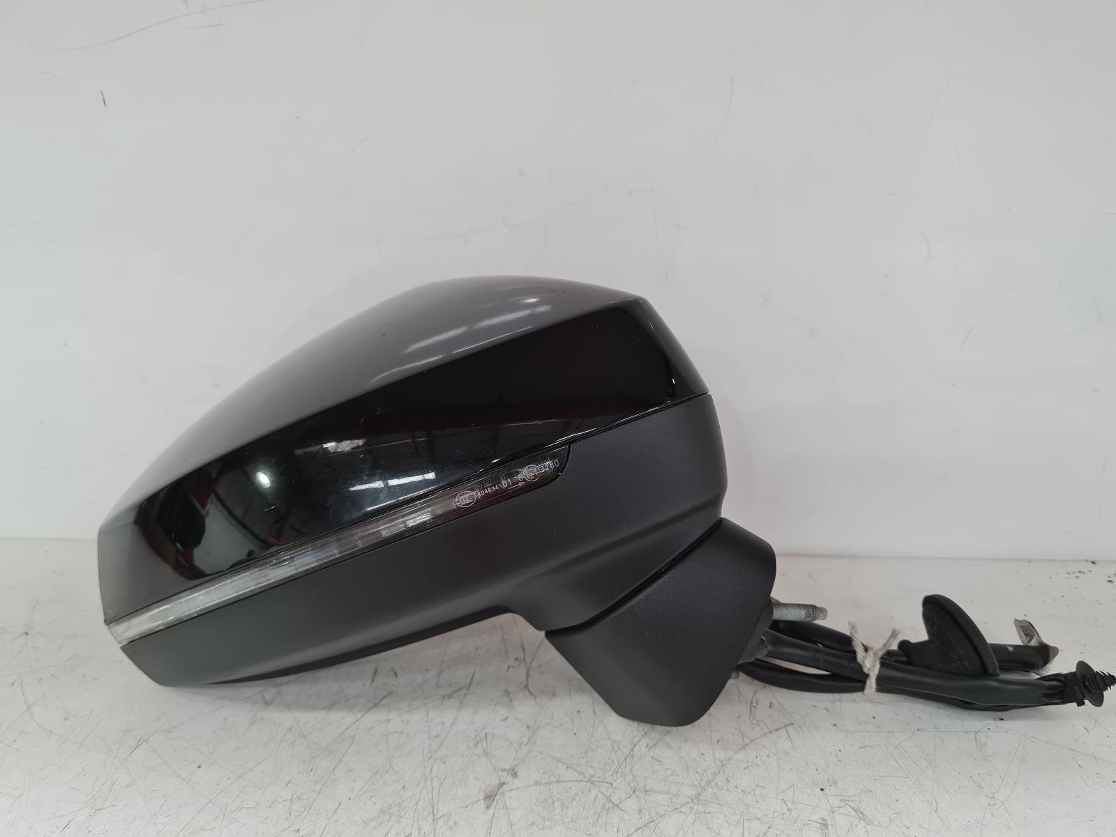 View Auto part R Door Mirror Audi A3 2017