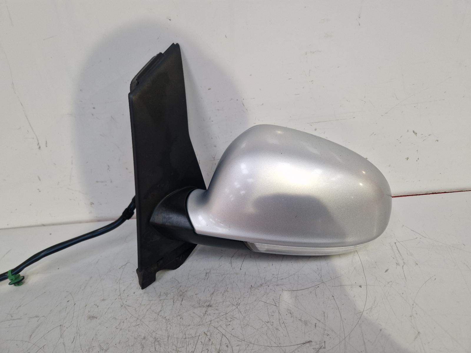 View Auto part L Door Mirror Volkswagen Golf Plus 2012