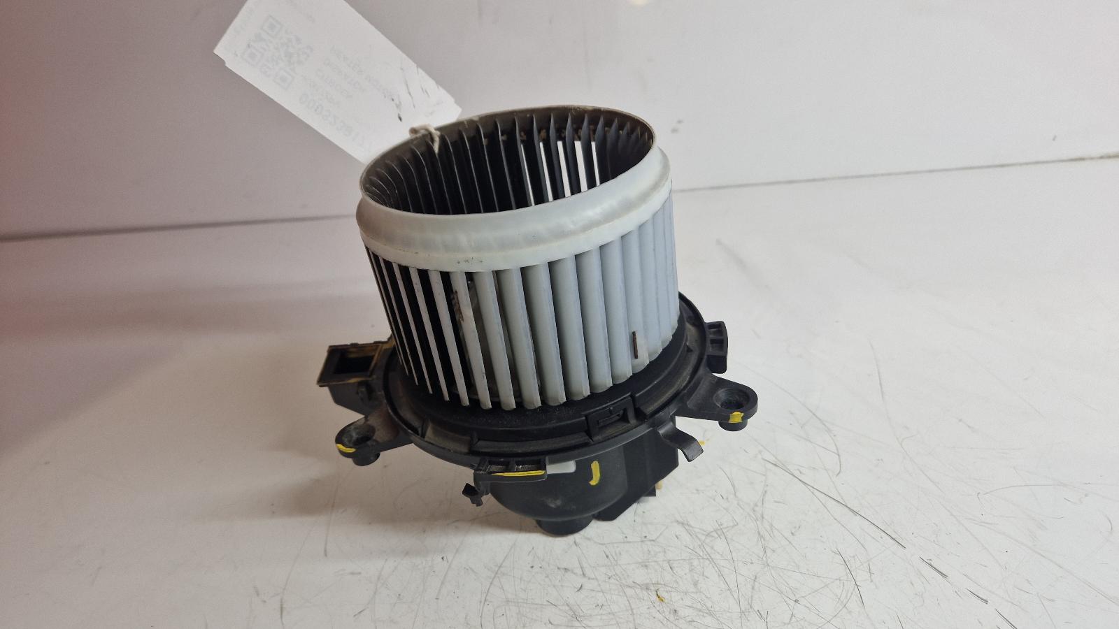 View Auto part Heater Motor/Assembly Citroen Dispatch 2017