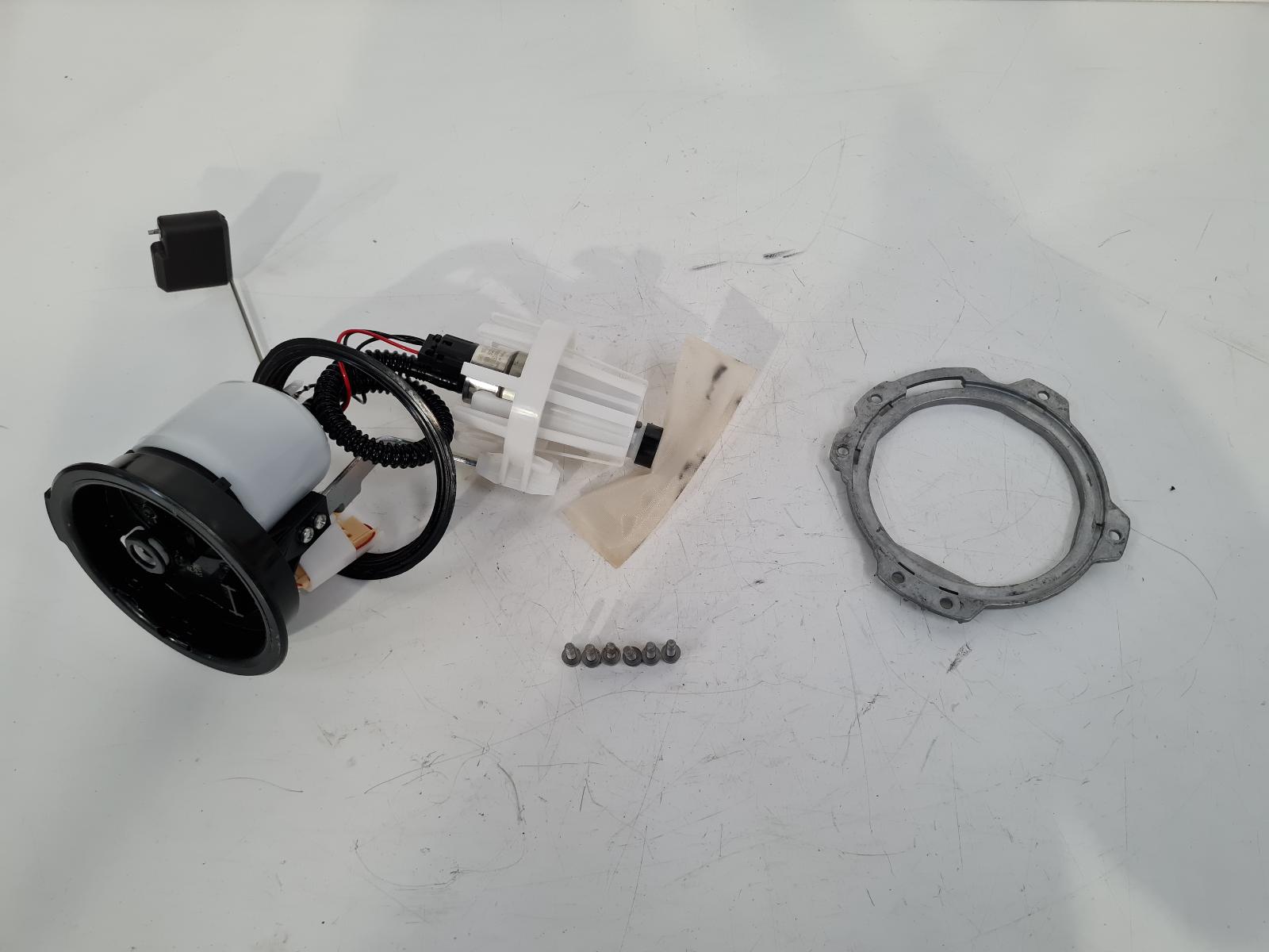View Auto part Fuel Pump Bmw R Series R 1250 Gs Adventure 2021