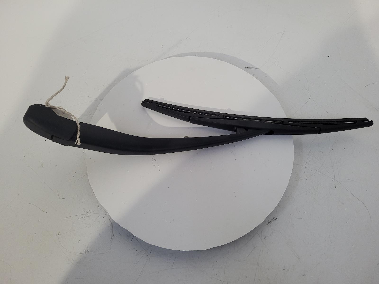 View Auto part Wiper Arm Honda Jazz 2017