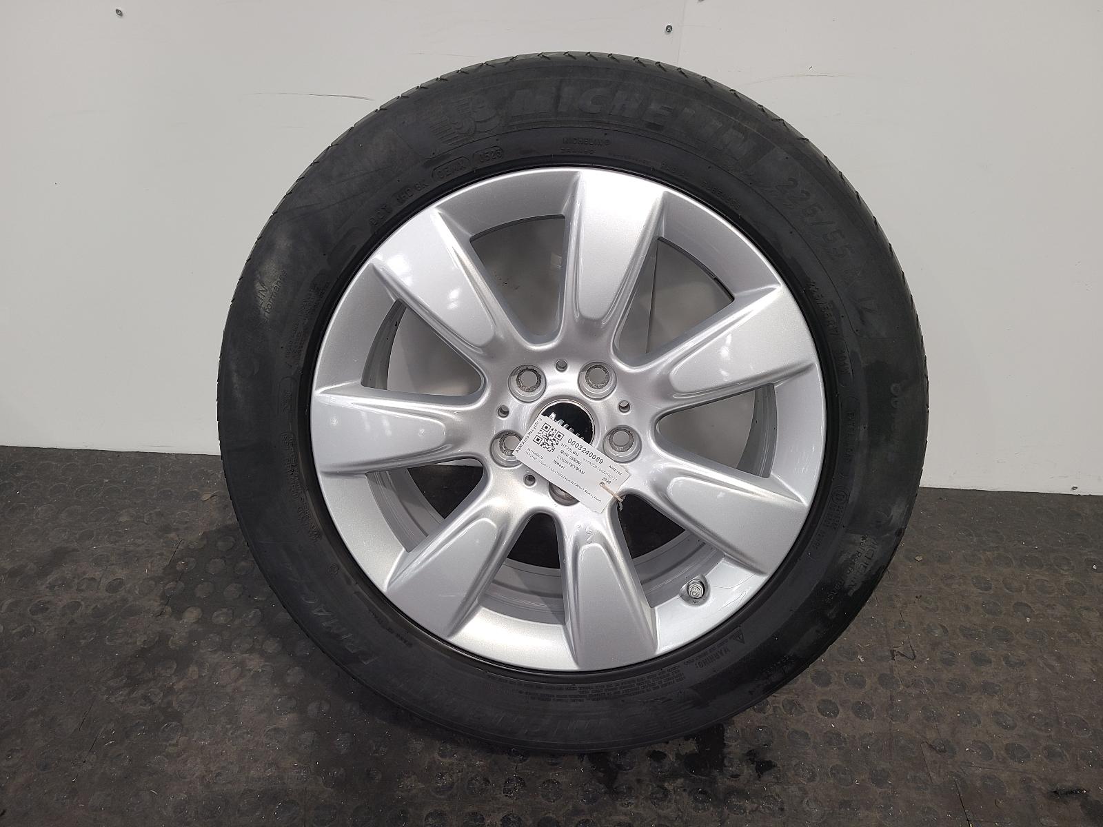 View Auto part Wheel Mini (bmw) Countryman 2022