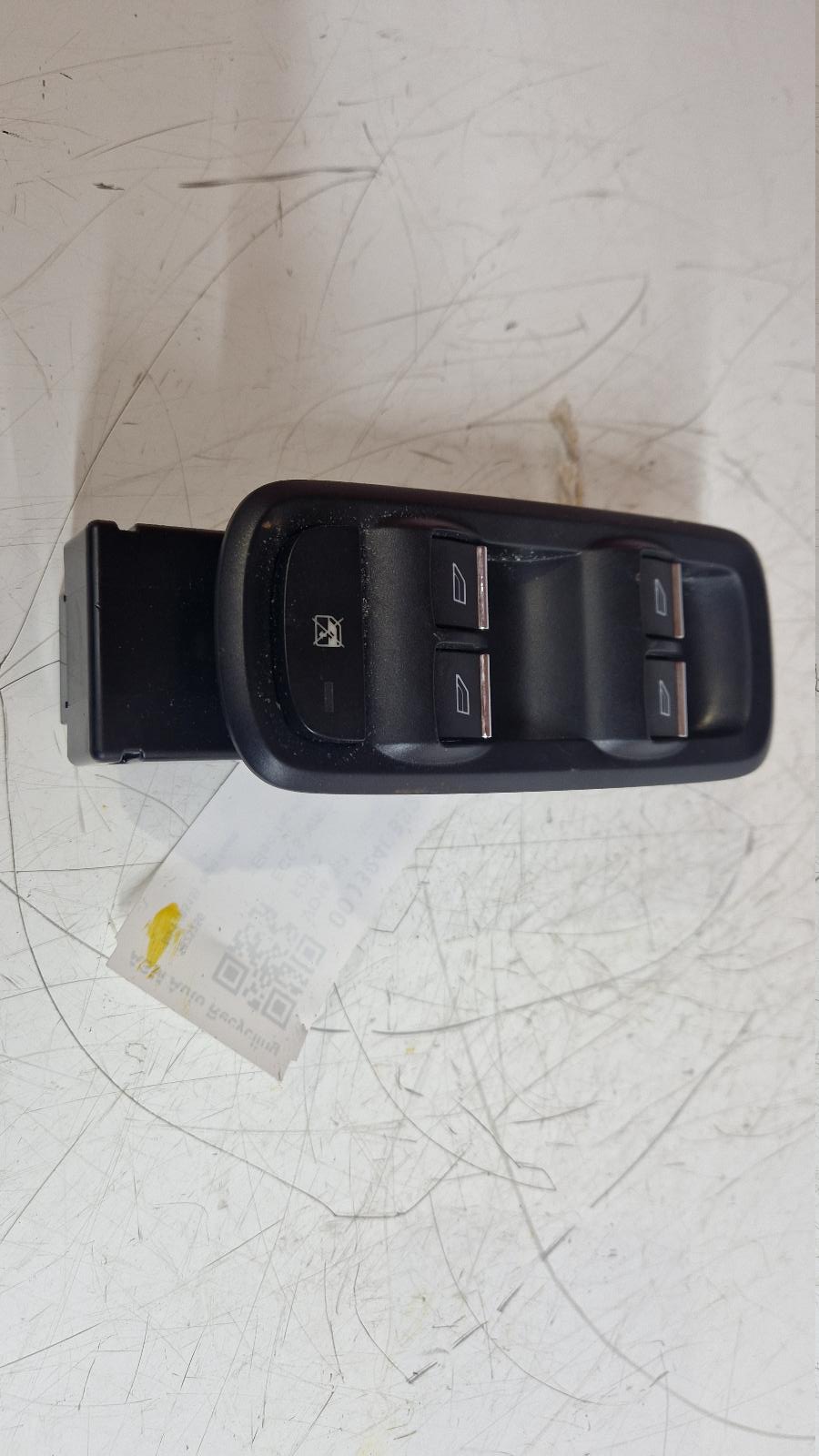 View Auto part Elect. Window Switch Ford Ecosport 2016