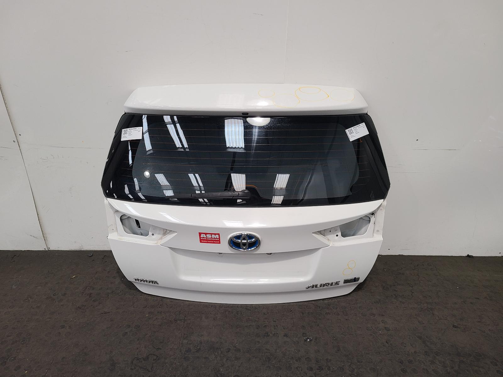 View Auto part Bootlid/Tailgate Toyota Auris 2015