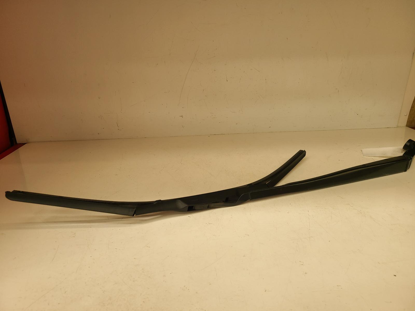 View Auto part Wiper Arm Toyota Auris 2015