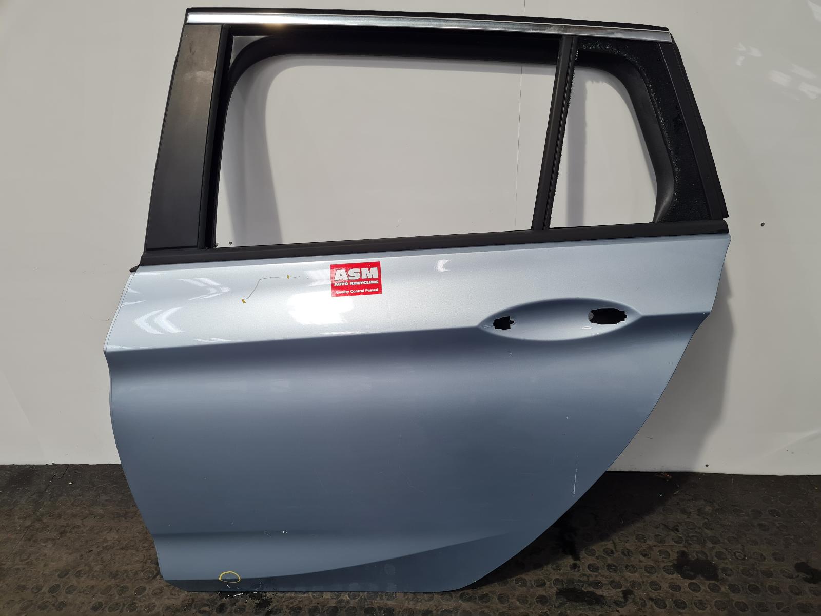 View Auto part L Rear Door Vauxhall Astra 2016