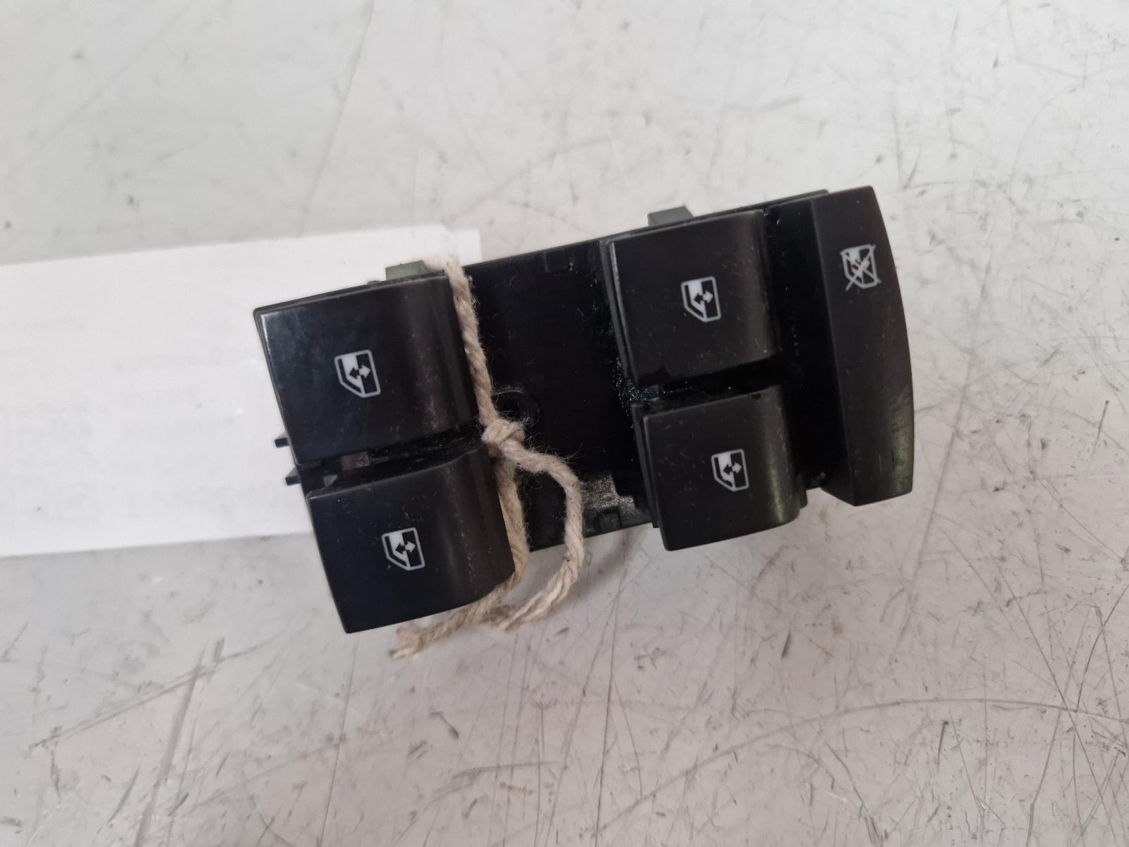 View Auto part Elect. Window Switch Vauxhall Astra 2016