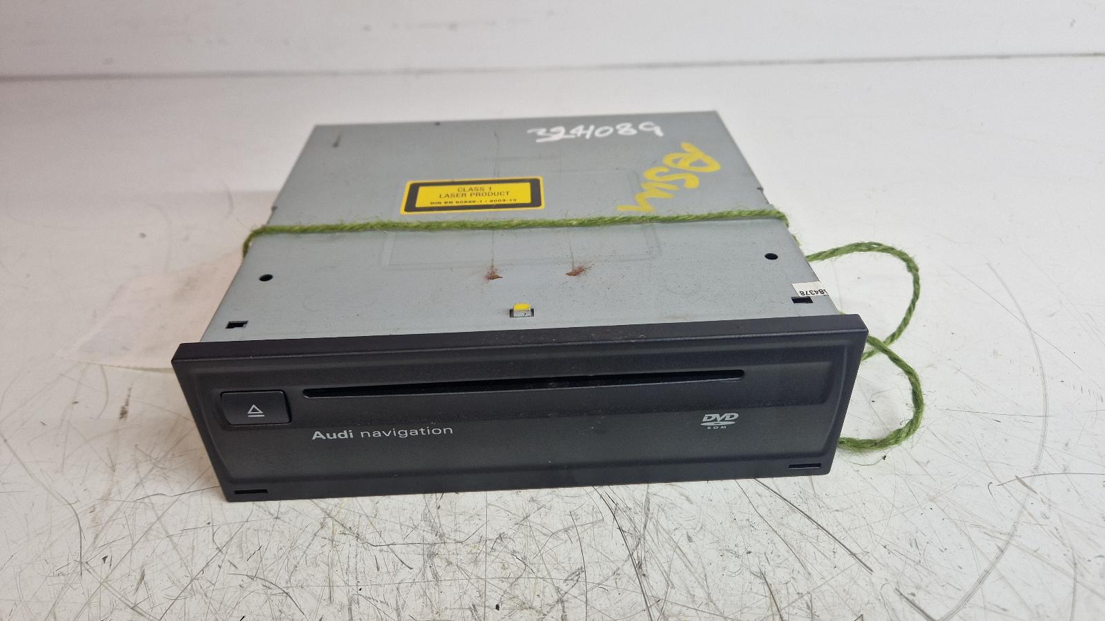 View Auto part CD Changer Audi A4 2008