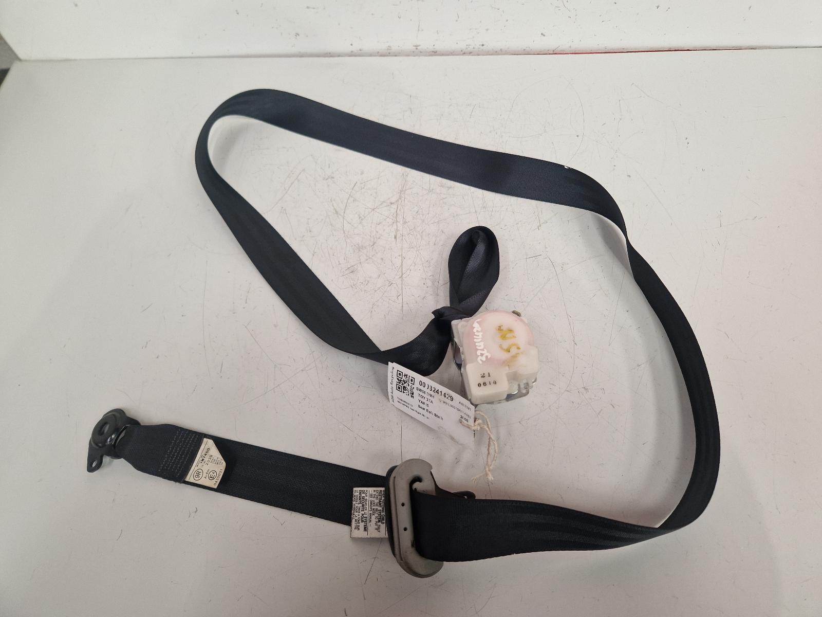 View Auto part Seat Belt Toyota Yaris 2006