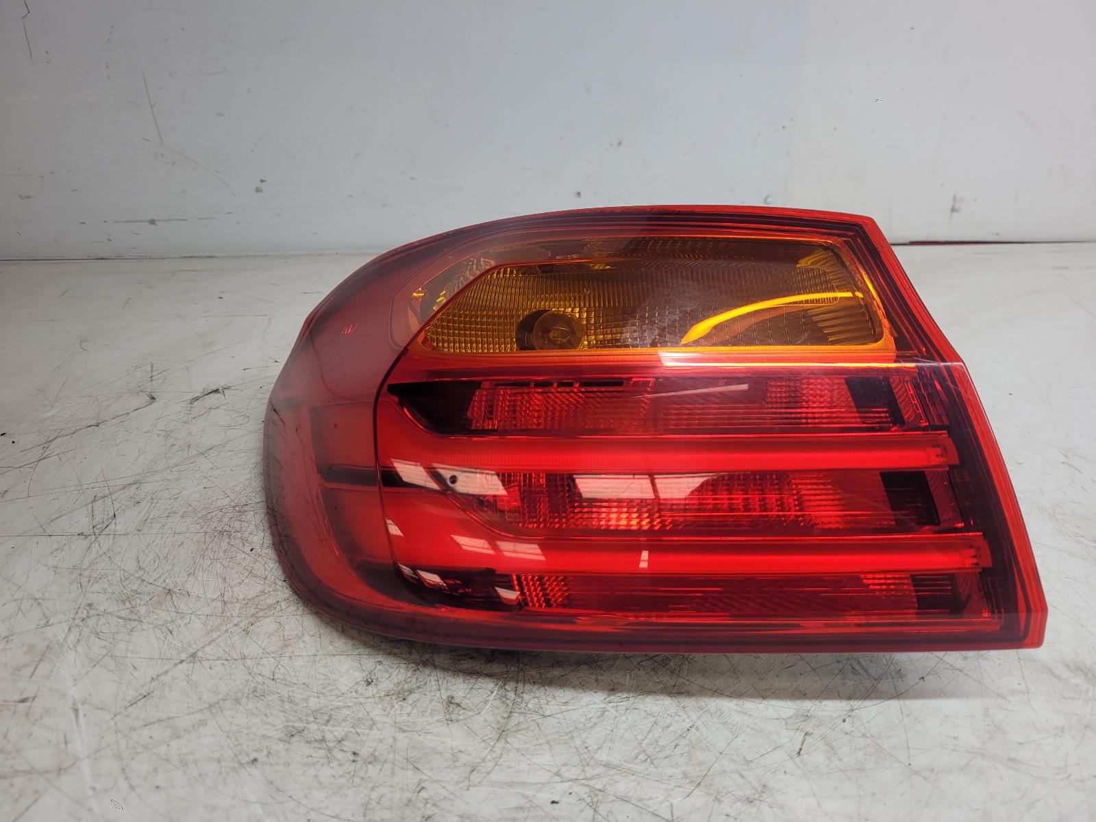 View Auto part L Taillight Bmw 4 Series 2015