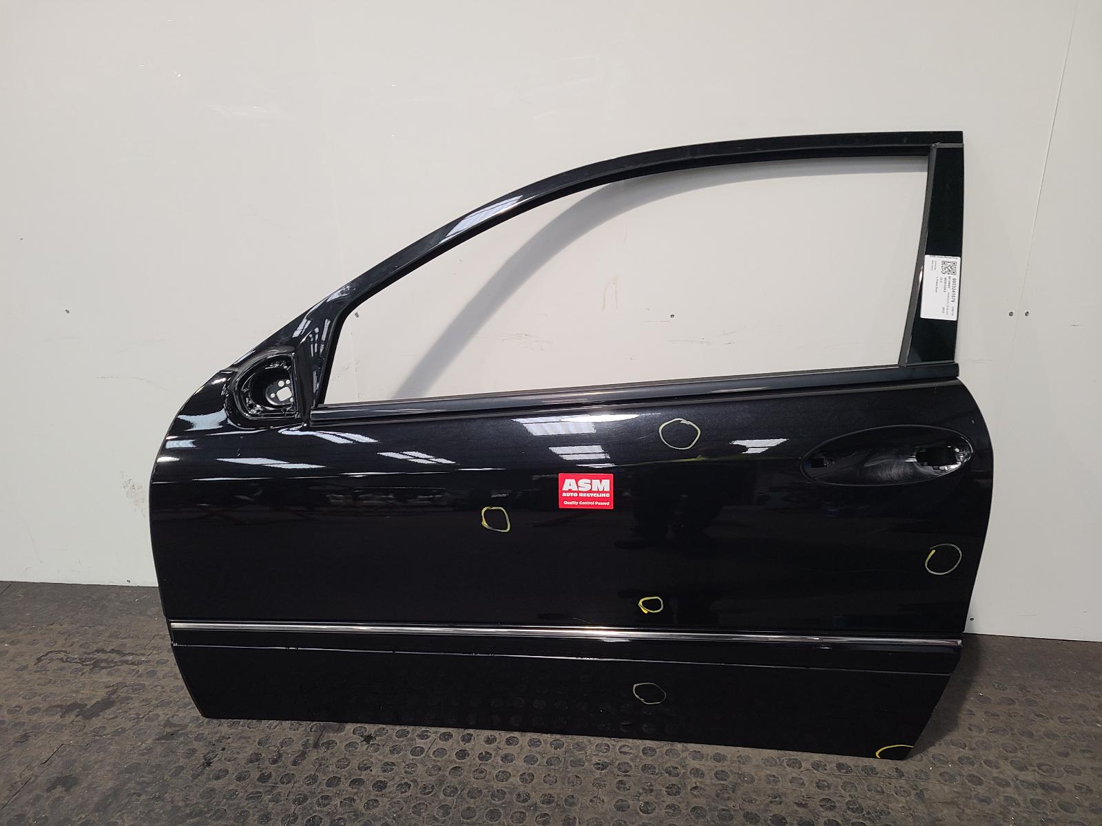 View Auto part L Front Door Mercedes Clc 2010