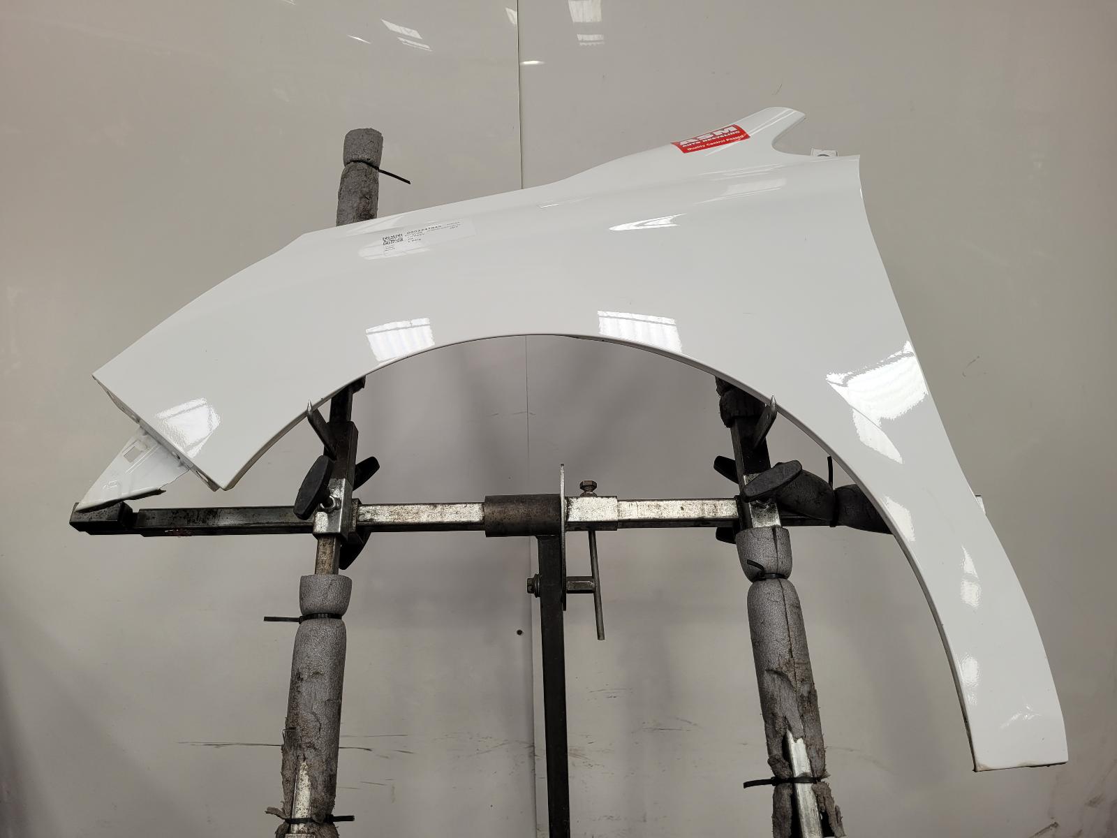 View Auto part L Wing Citroen C4 2018