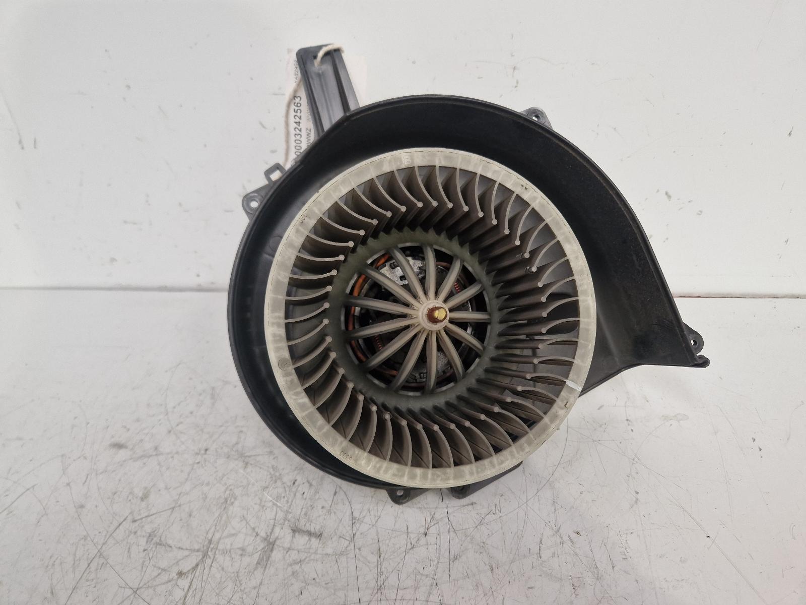 View Auto part Heater Motor/Assembly Volkswagen Polo 2010