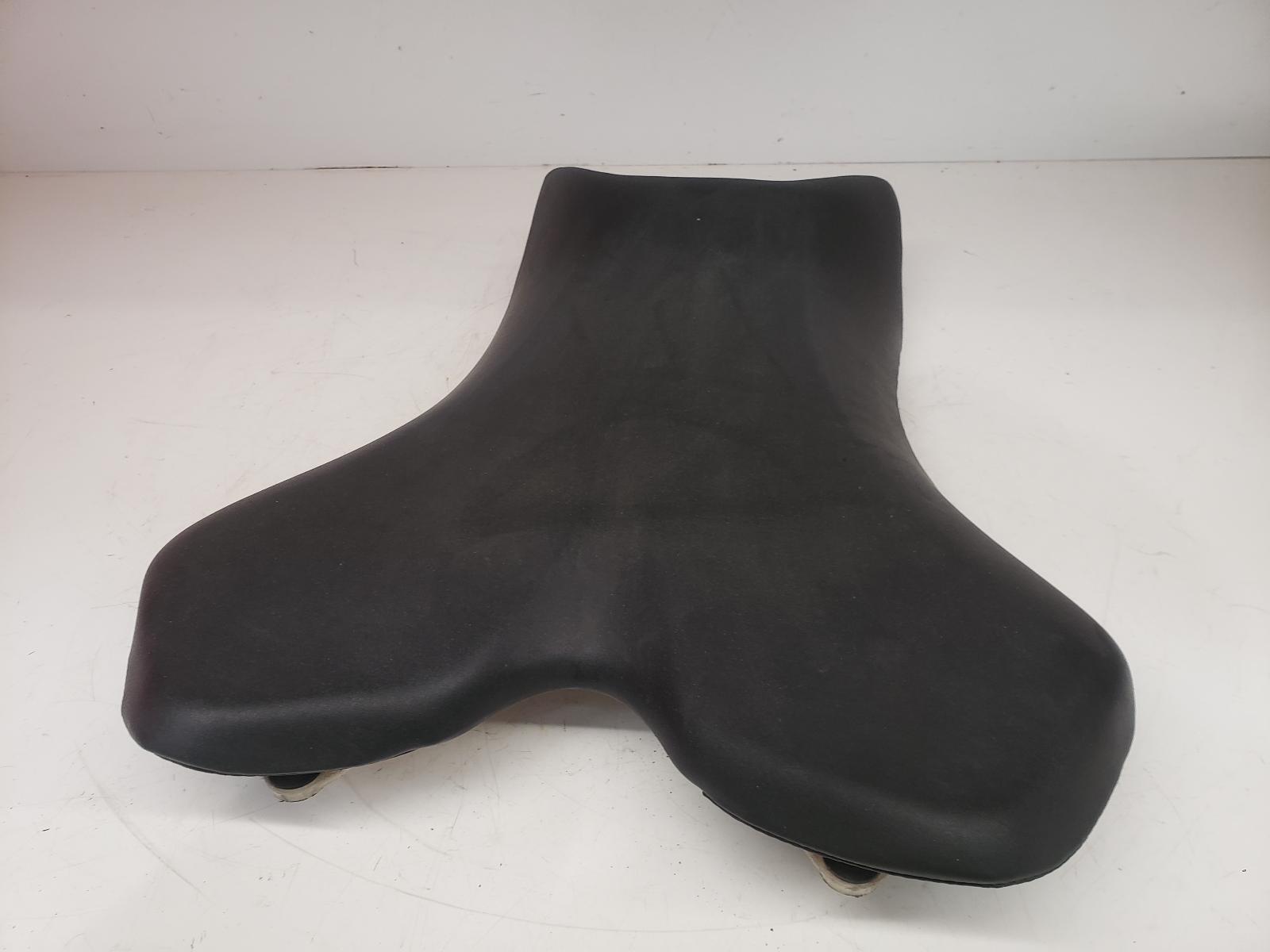 View Auto part Front Seat Yamaha Yzf R1 2006