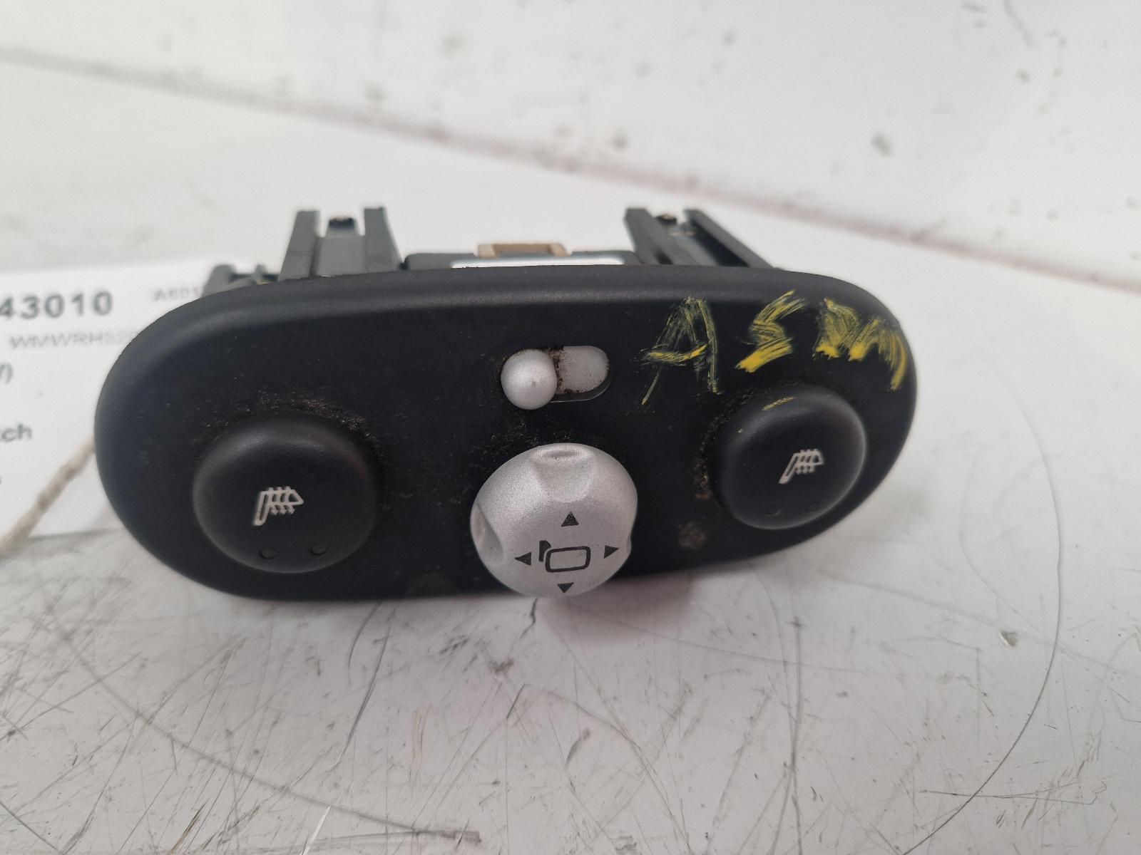 View Auto part Mirror Switch Mini (bmw) Mini 2006