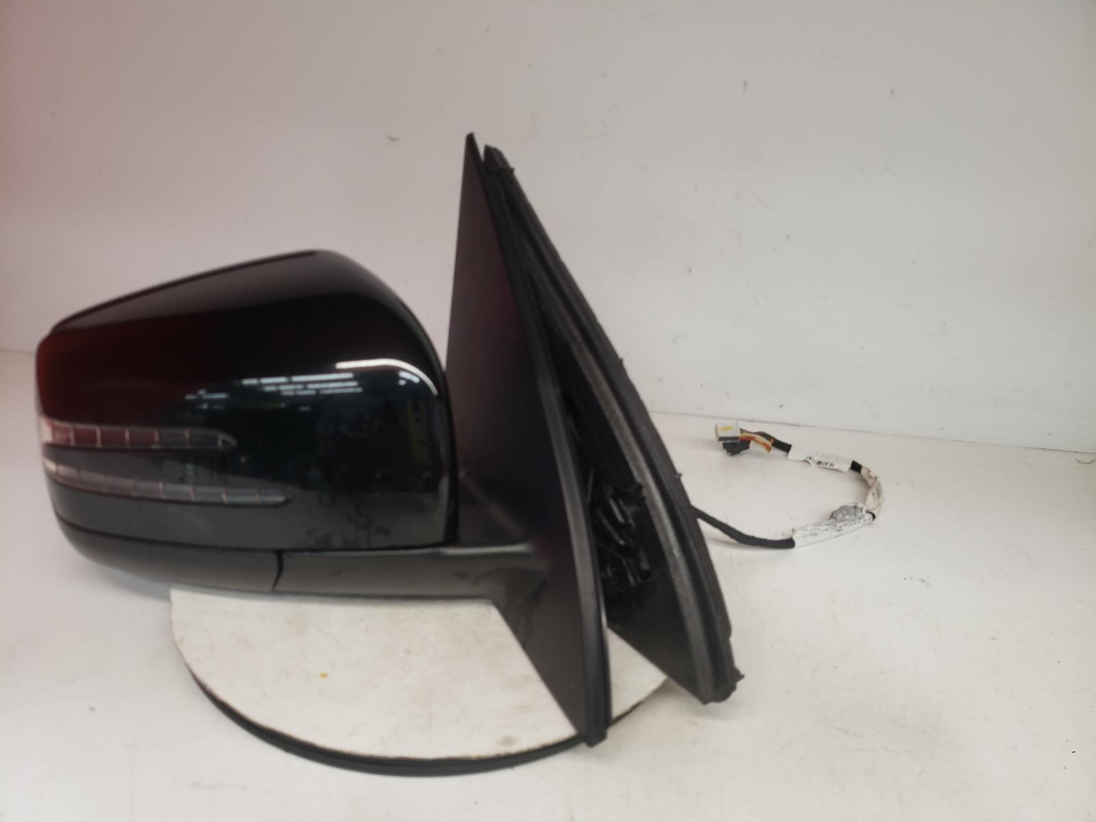 View Auto part R Door Mirror Mercedes Gle Class 2017