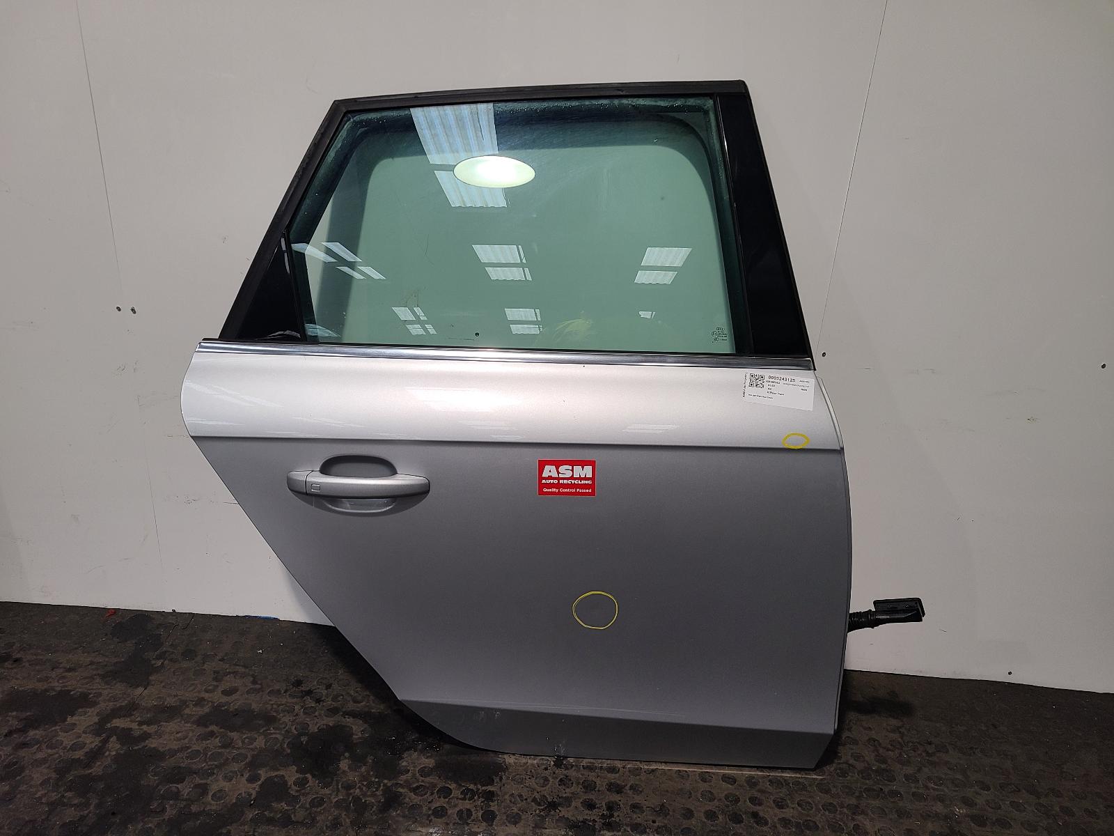 View Auto part R Rear Door Audi A4 2009