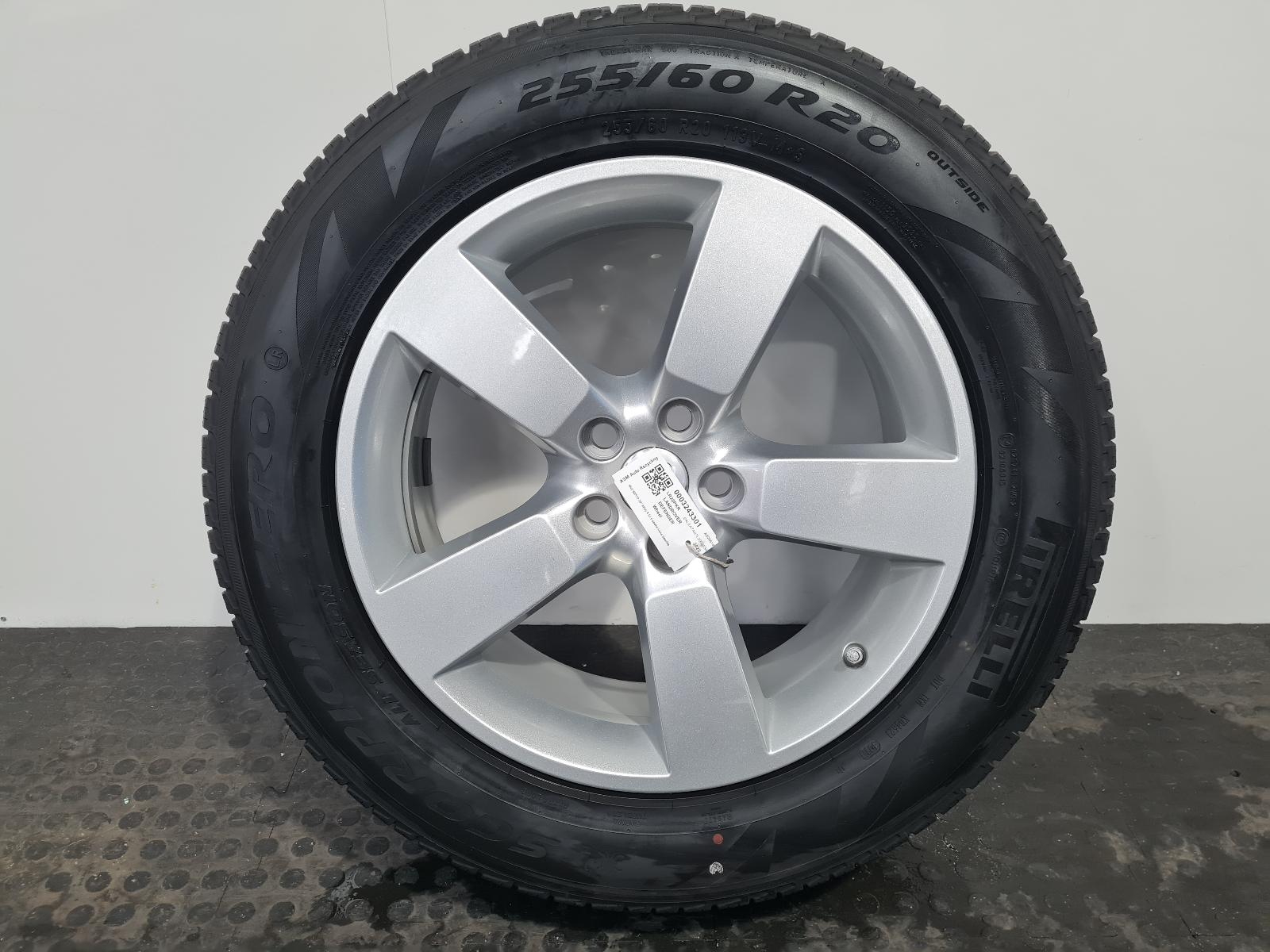 View Auto part Wheel Land Rover Defender 2020