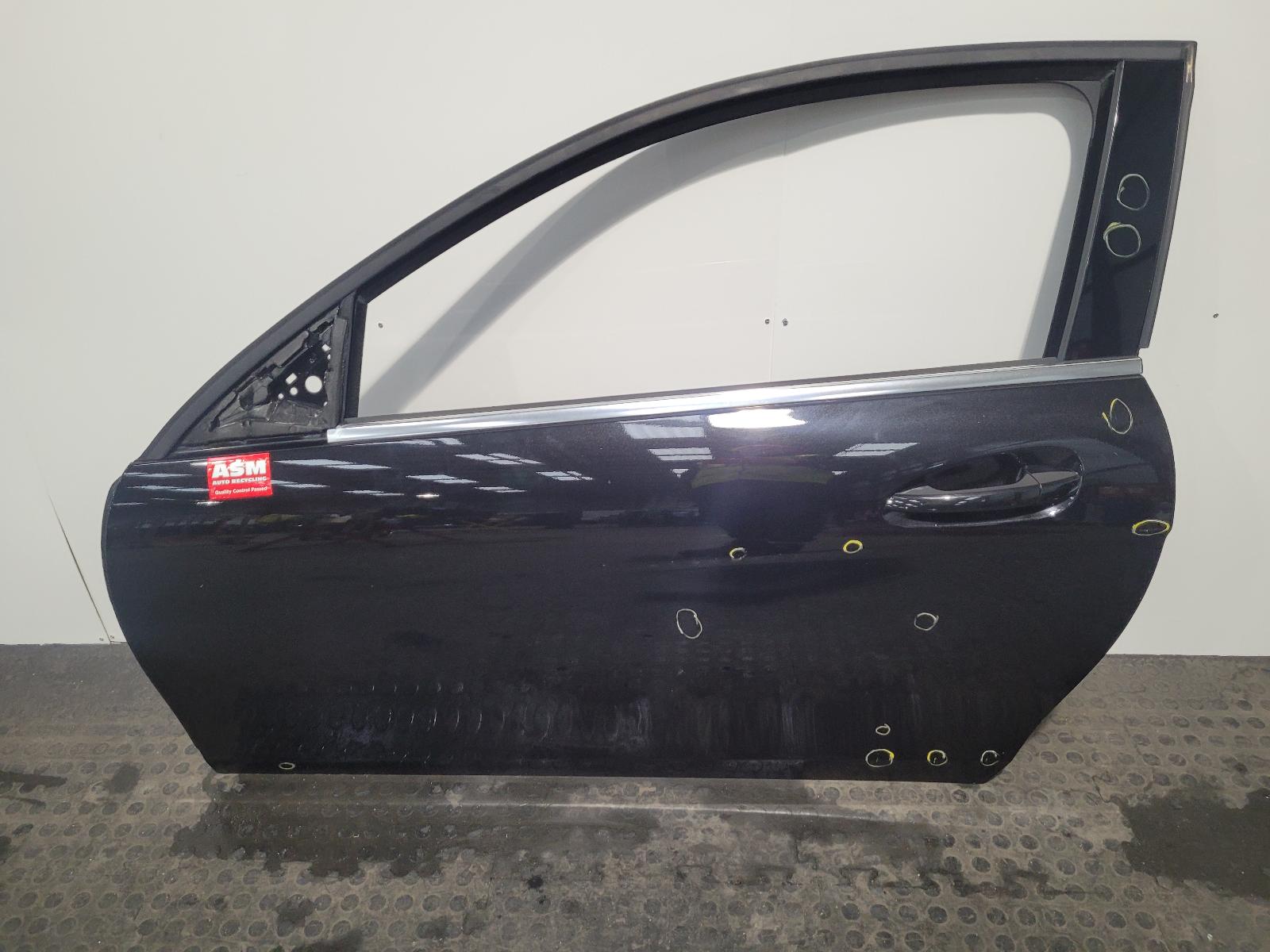 View Auto part L Front Door Mercedes C Class 2014