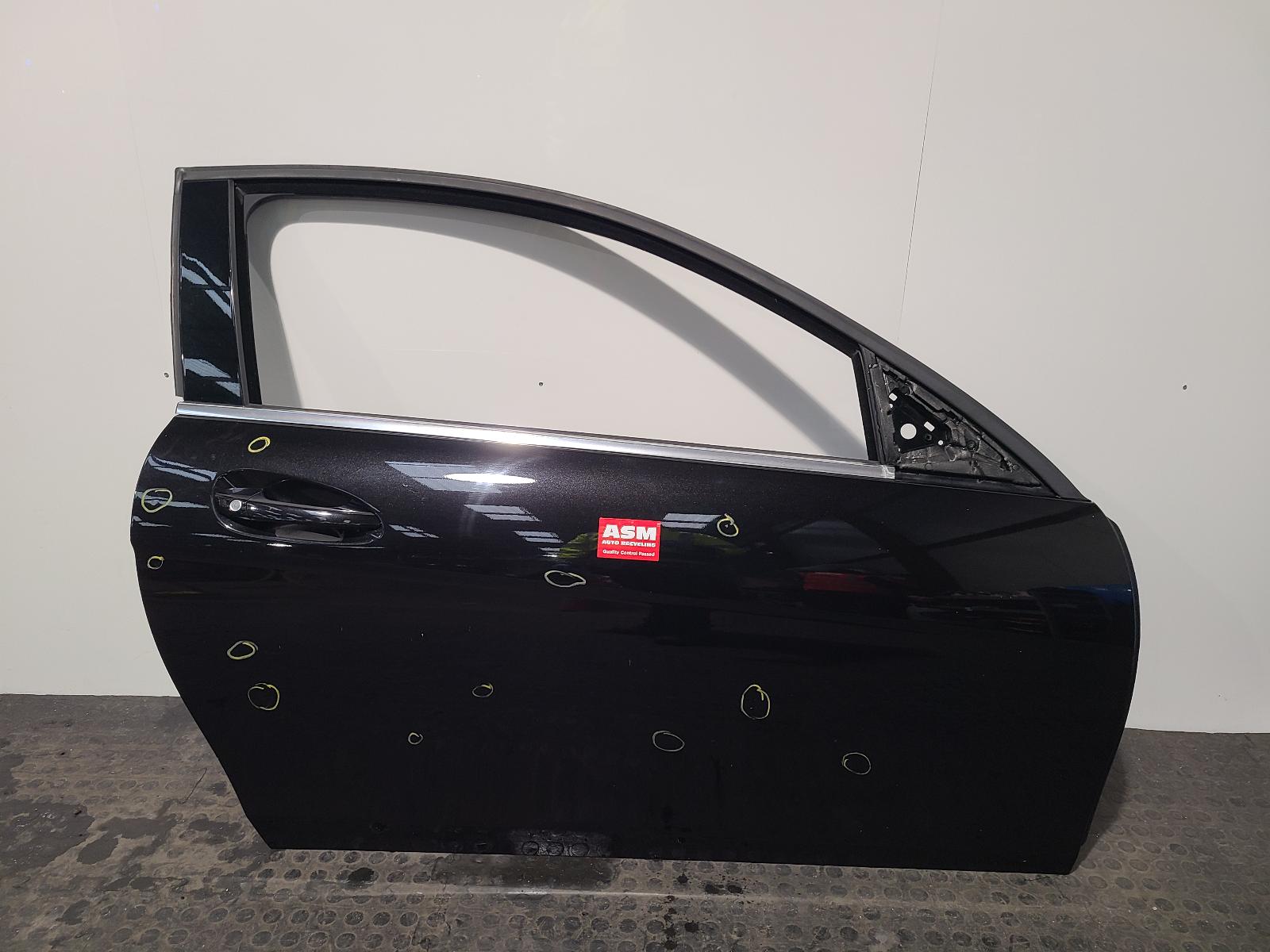View Auto part R Front Door Mercedes C Class 2014
