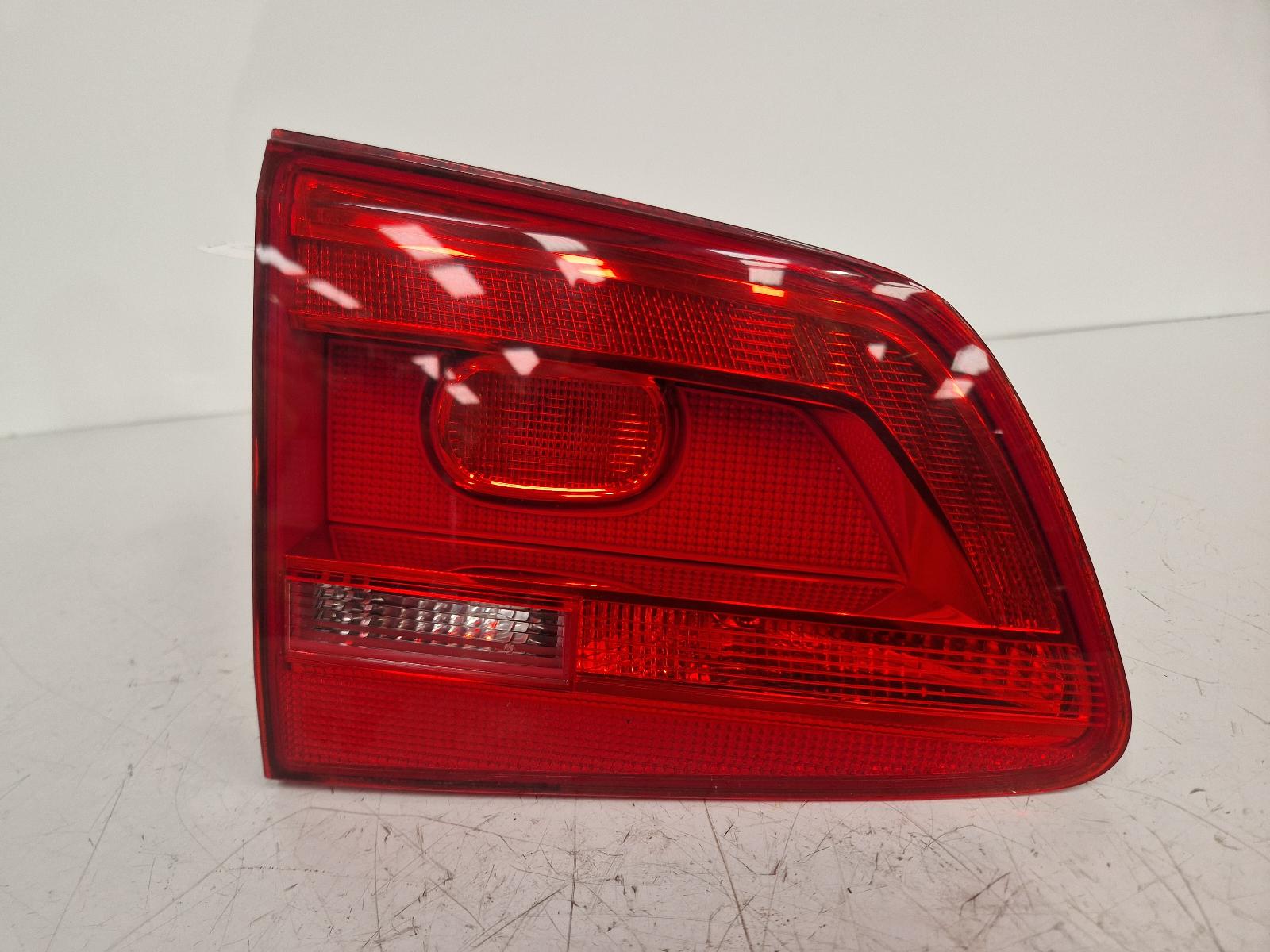 View Auto part L Taillight Volkswagen Touran 2015
