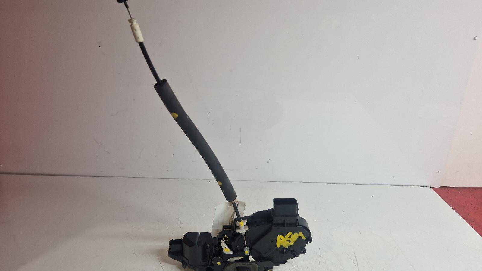 View Auto part Door Lock Assembly Jaguar Xf 2010