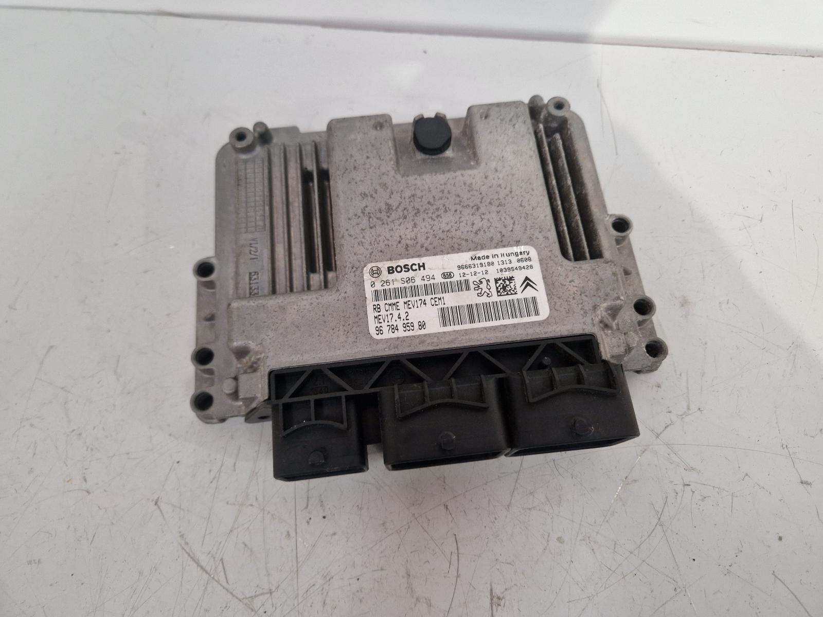 View Auto part ECU Citroen Ds3 2013